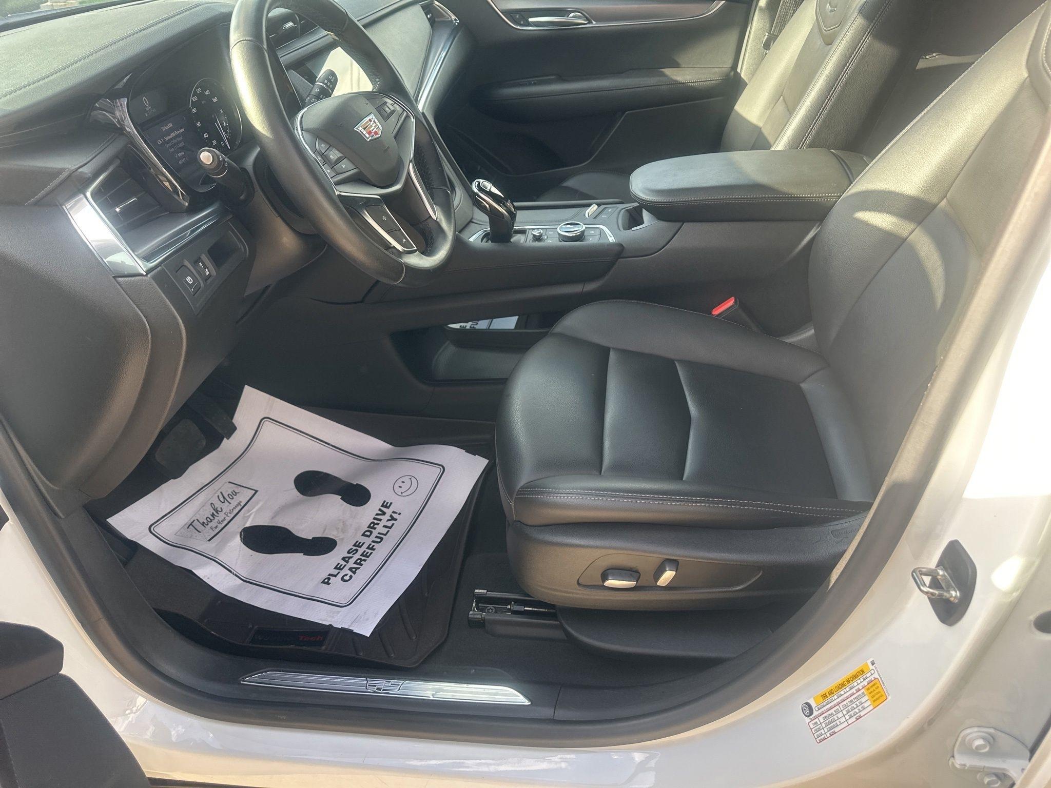 Cadillac XT5  2021