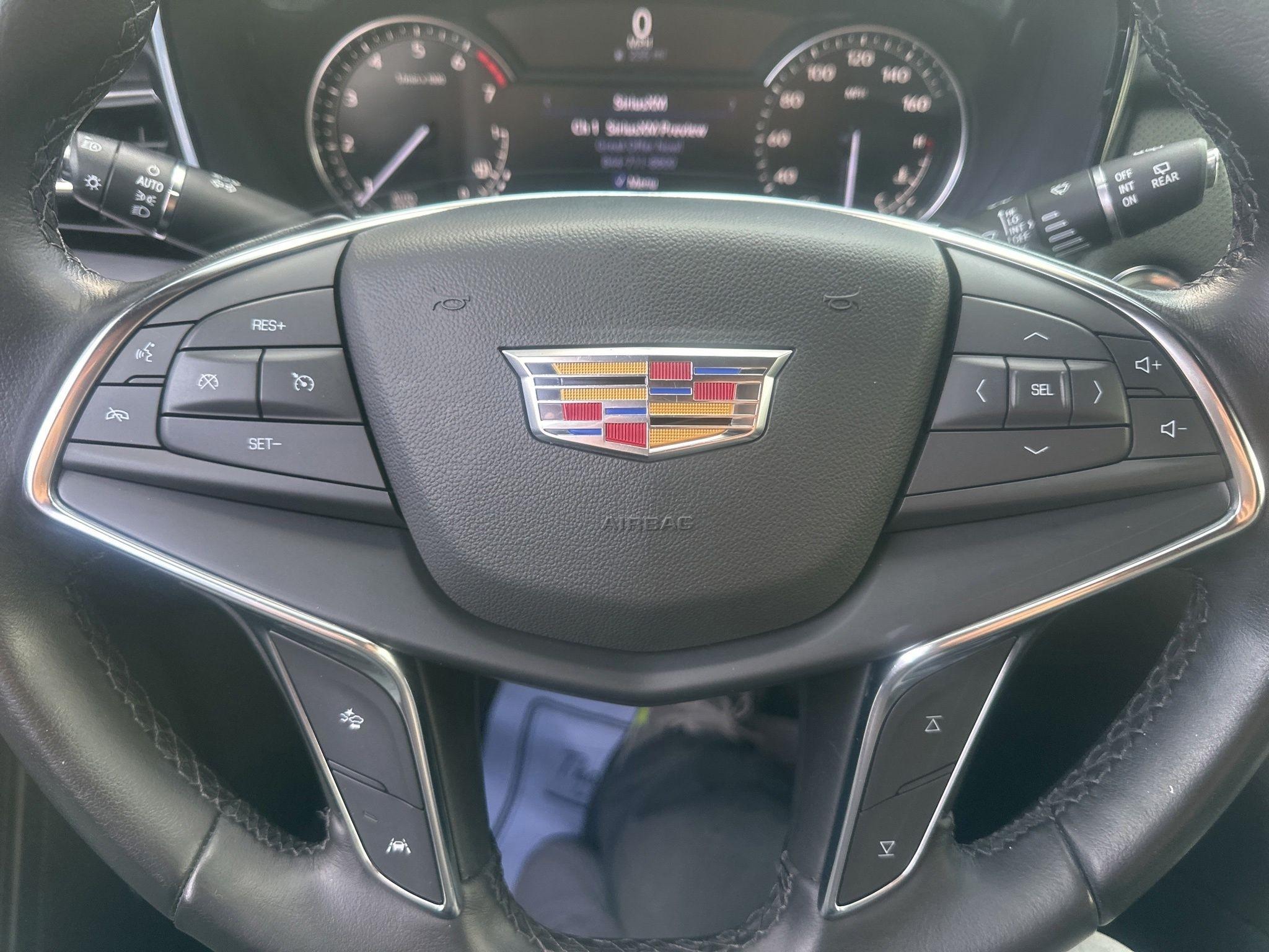 Cadillac XT5  2021