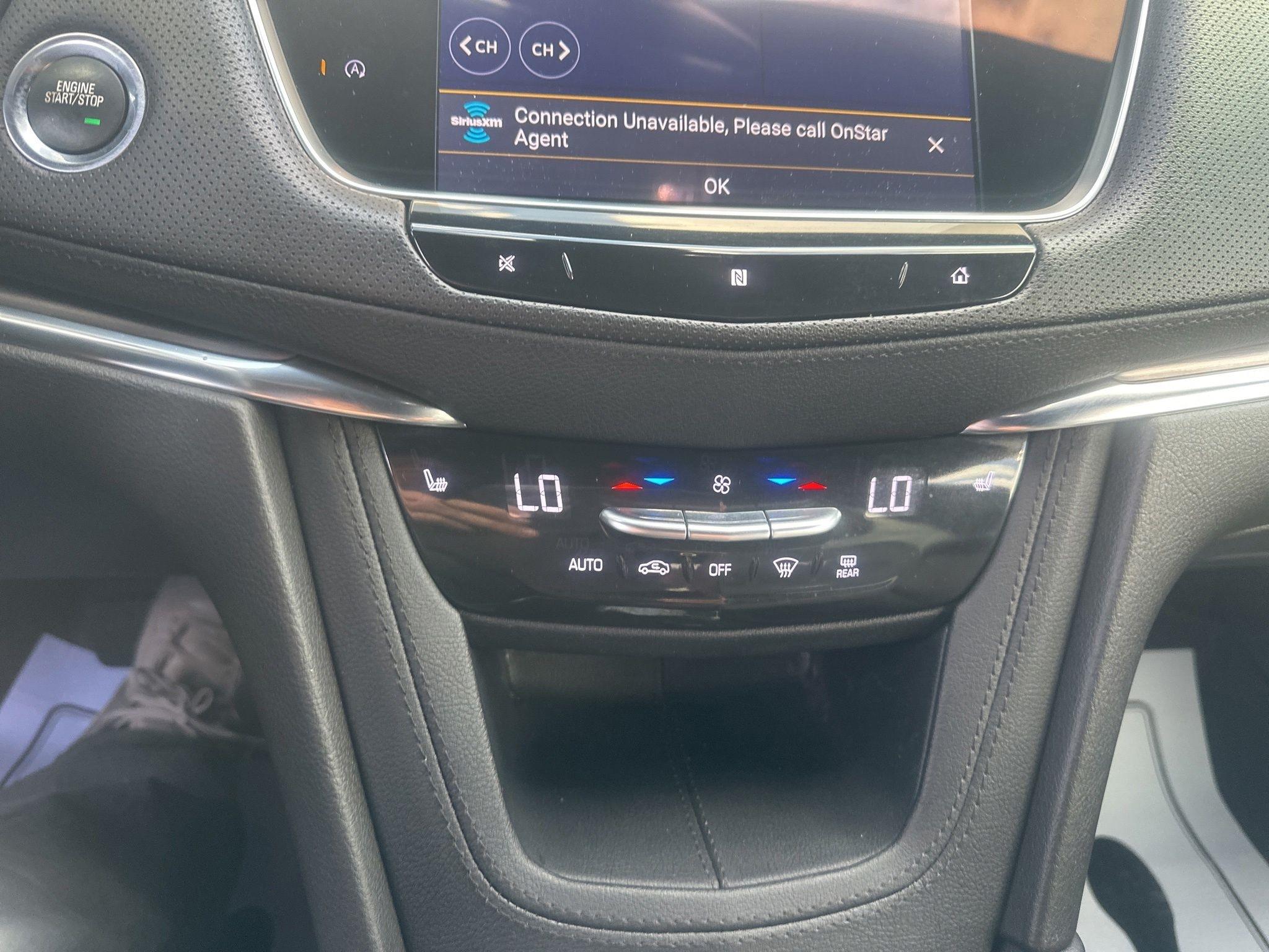 Cadillac XT5  2021