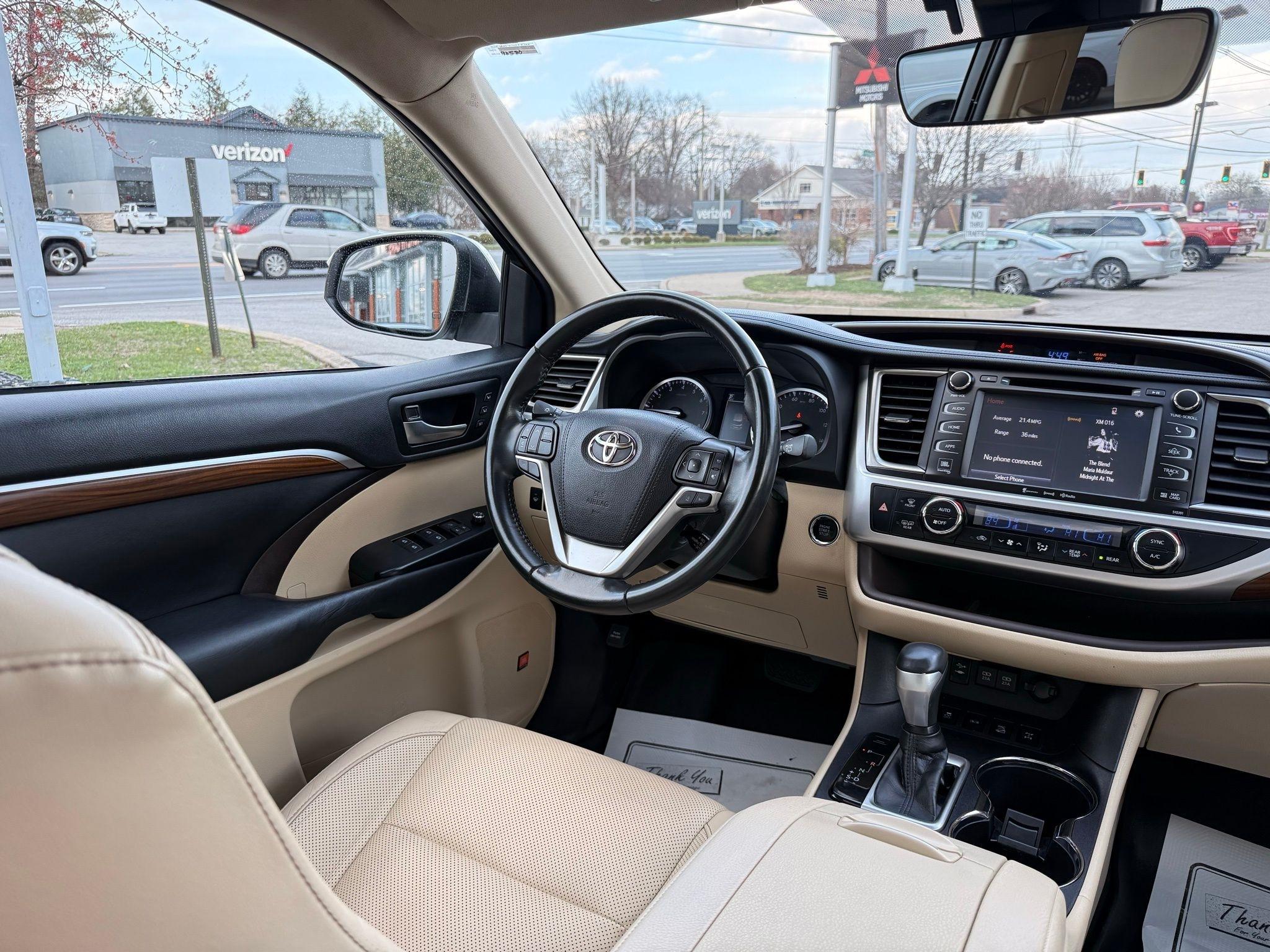 Toyota Highlander  2019