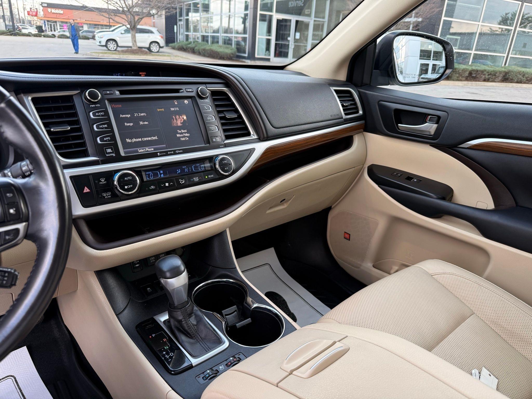 Toyota Highlander  2019