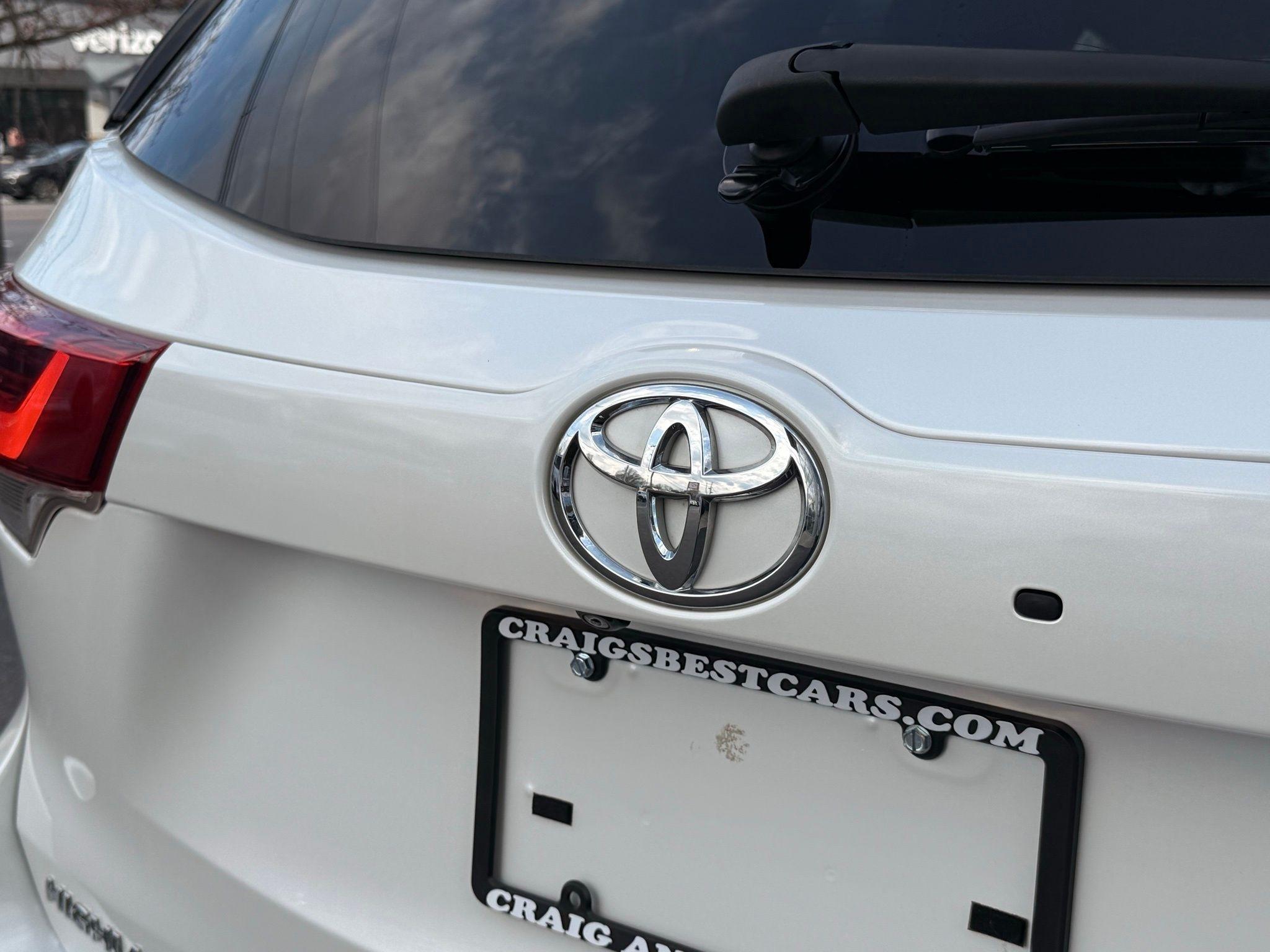 Toyota Highlander  2019