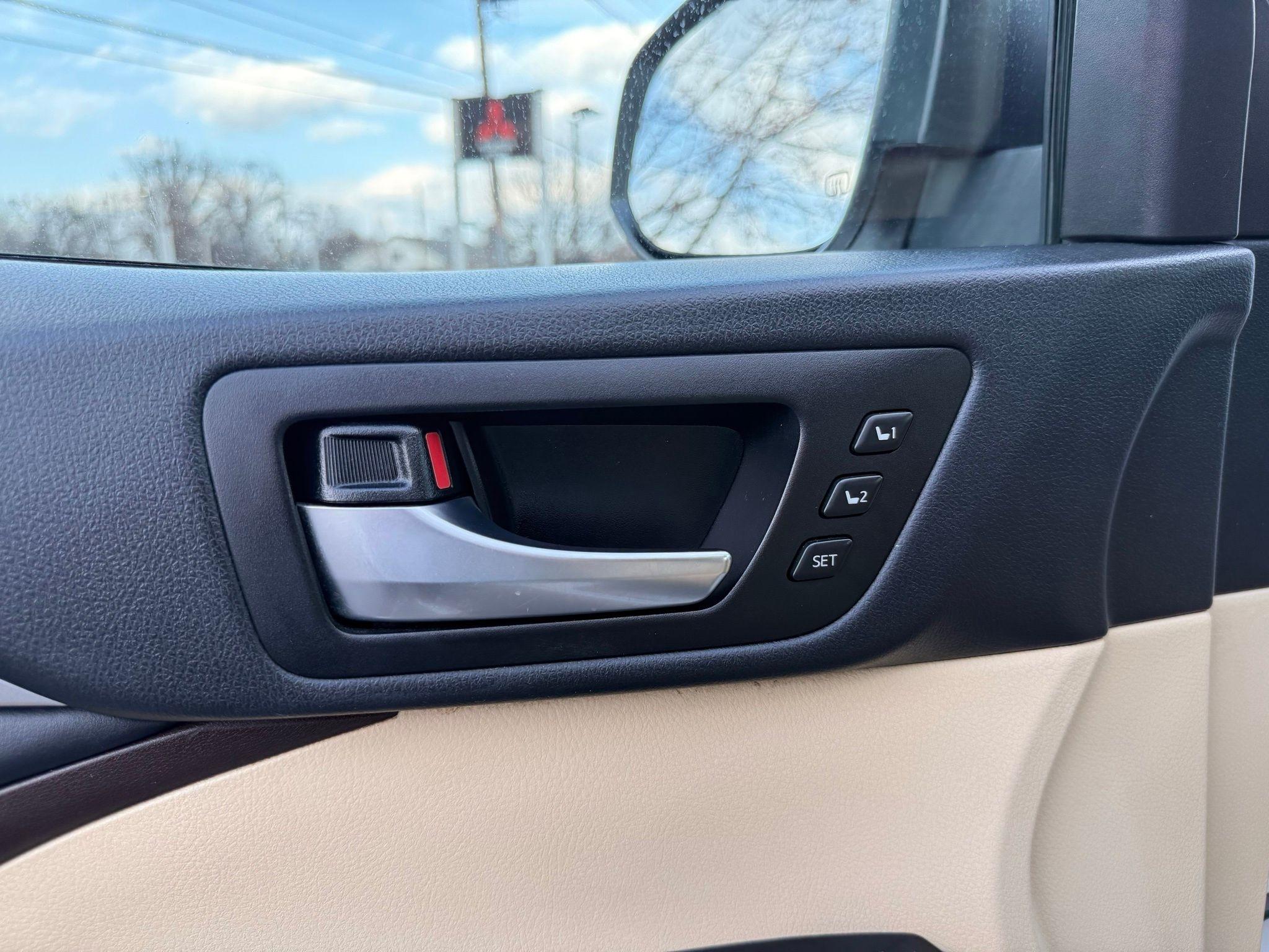 Toyota Highlander  2019