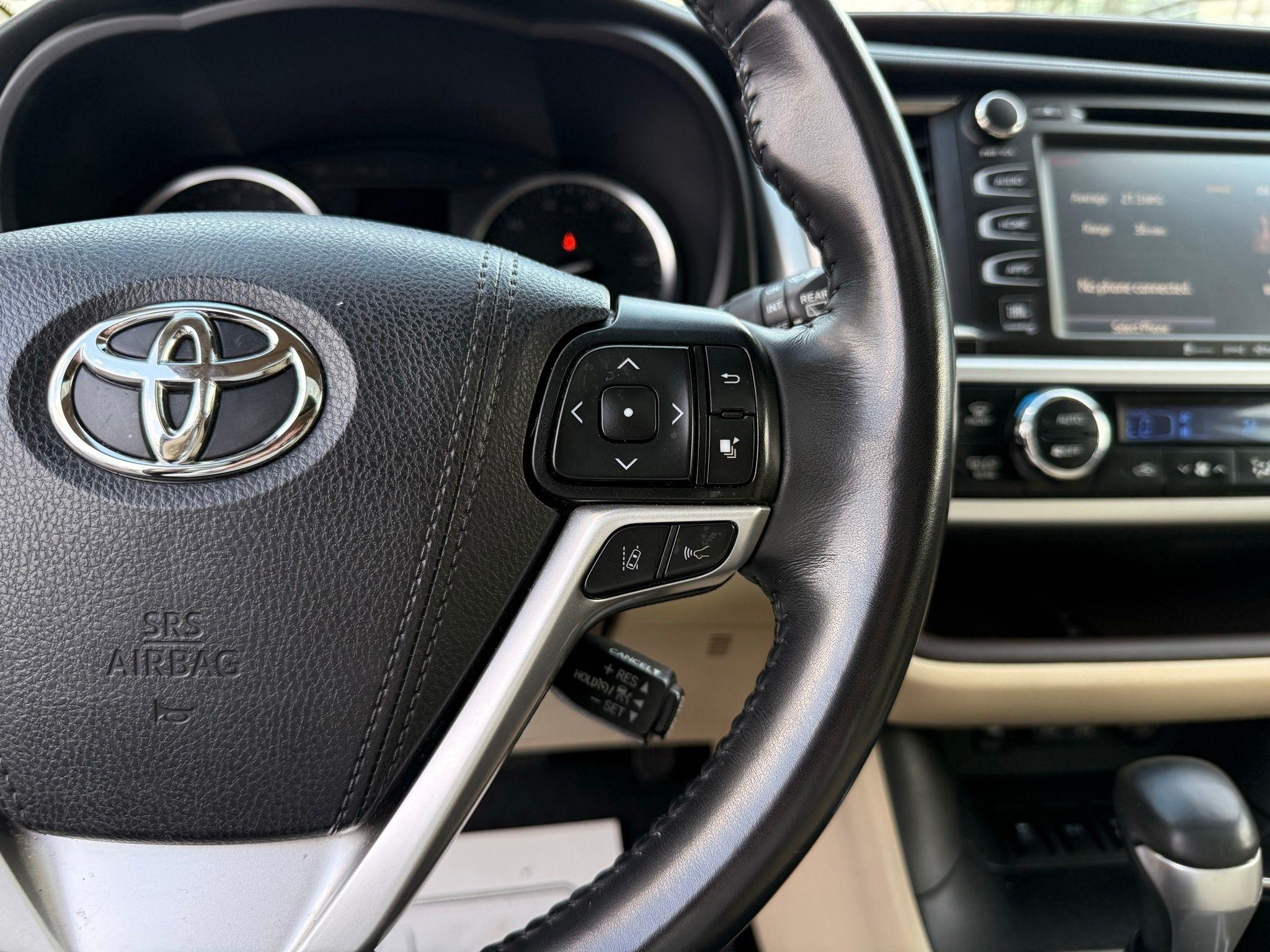 Toyota Highlander  2019
