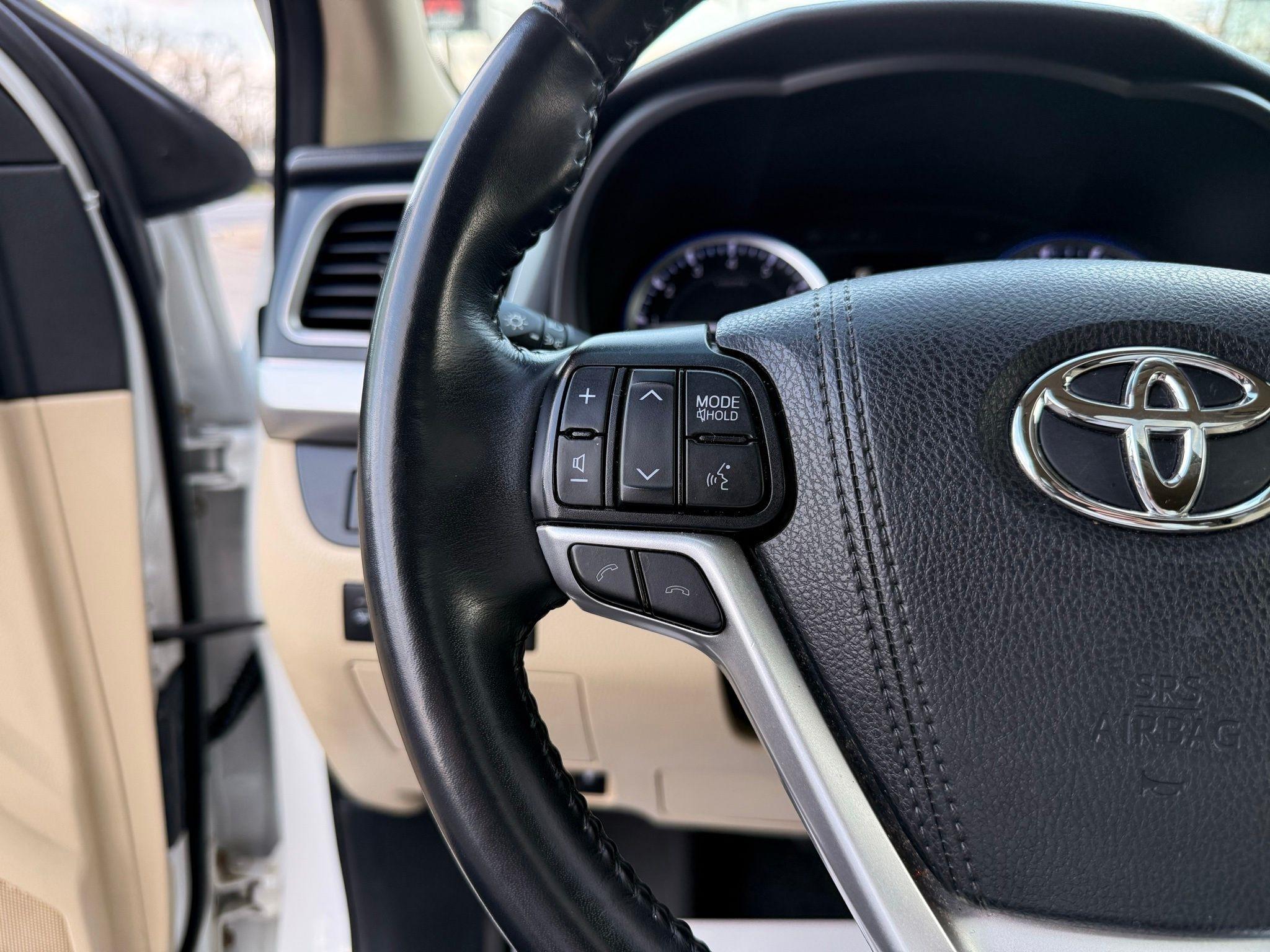 Toyota Highlander  2019