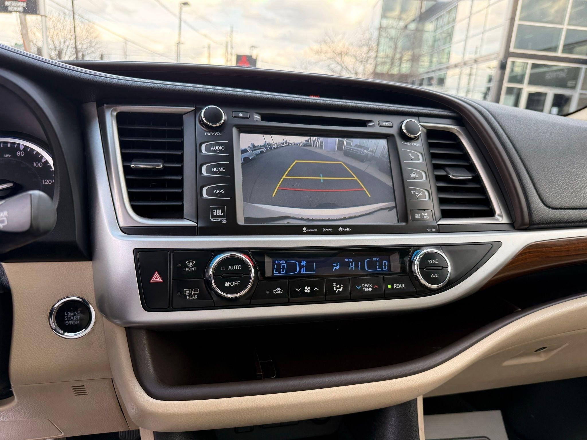 Toyota Highlander  2019