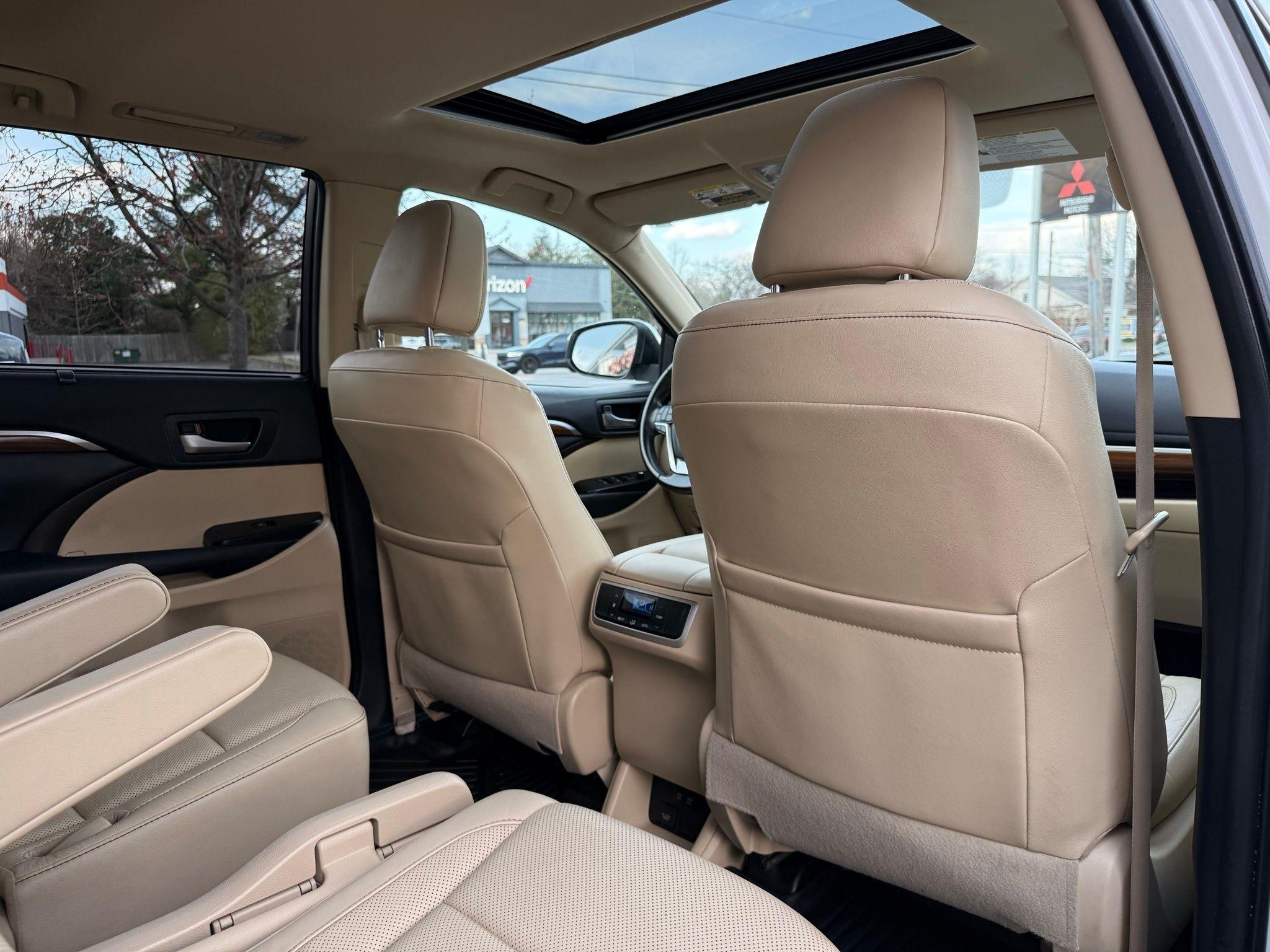 Toyota Highlander  2019