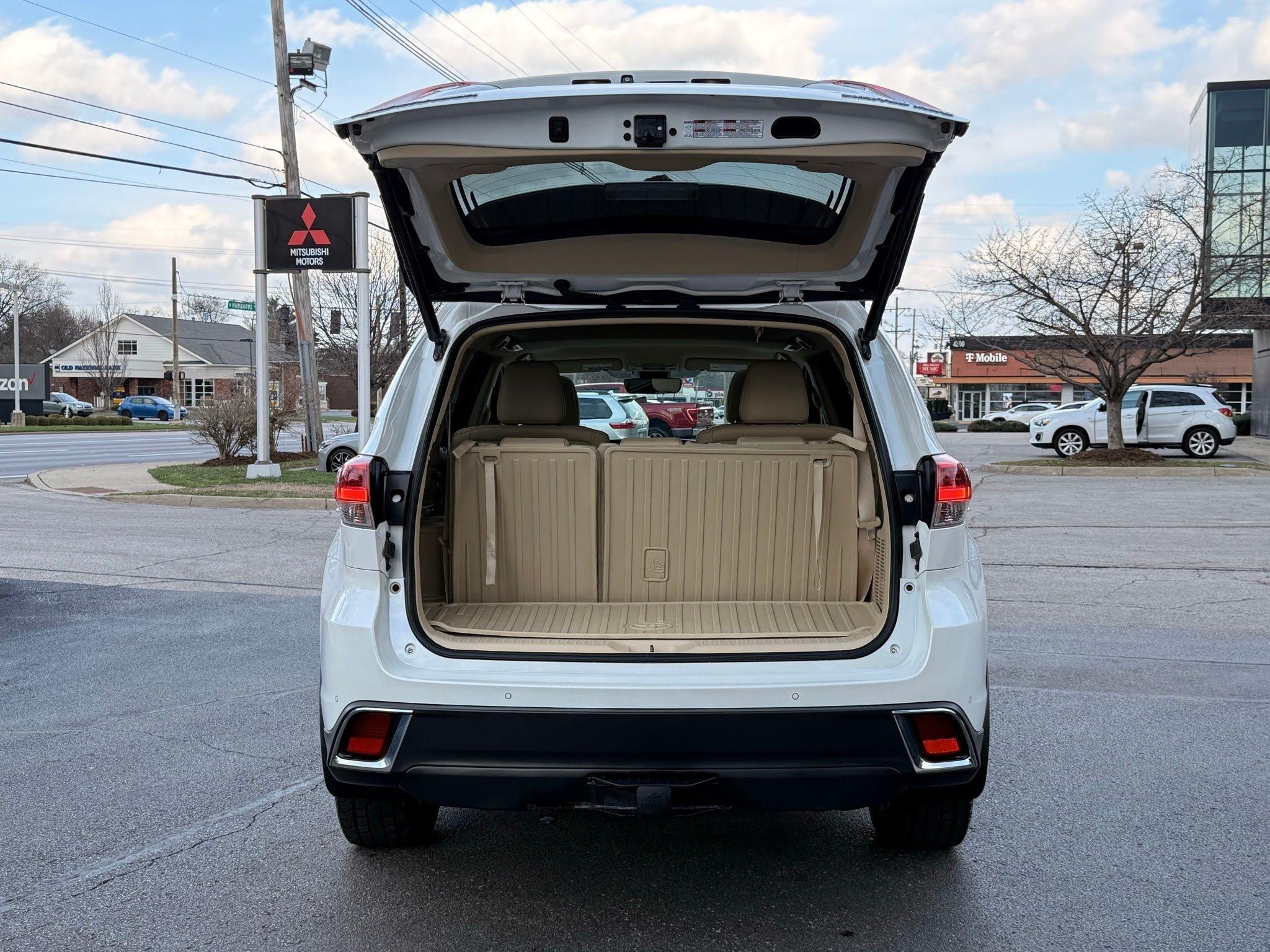 Toyota Highlander  2019