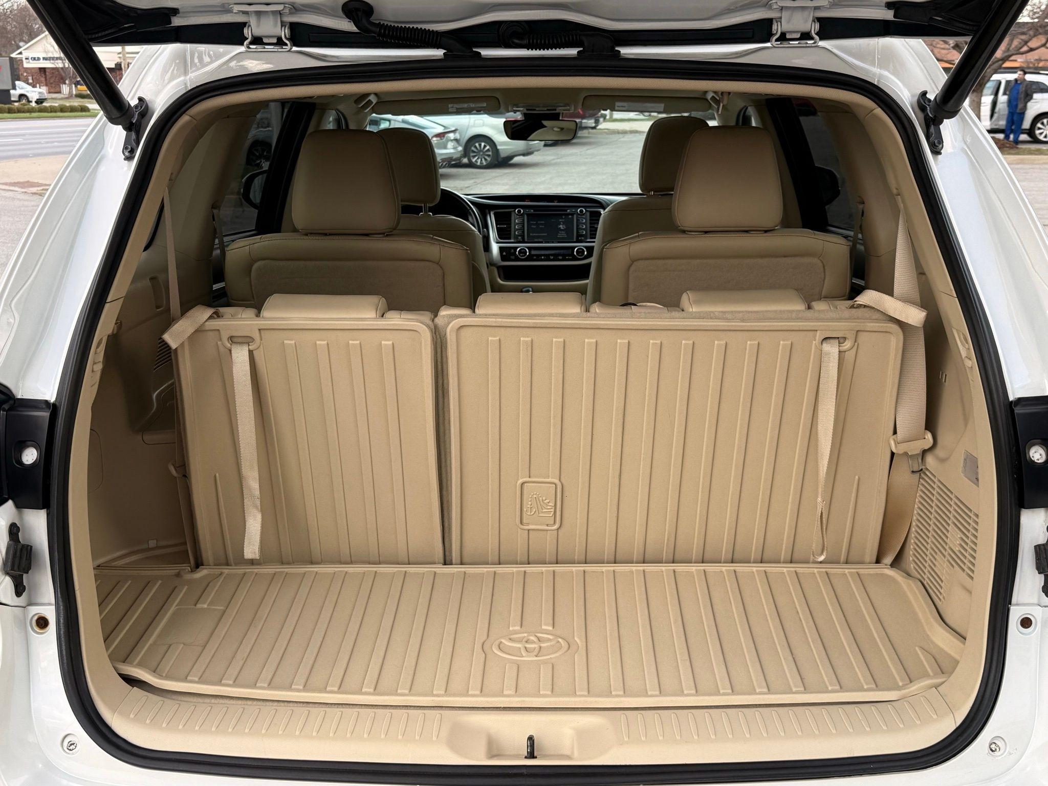 Toyota Highlander  2019