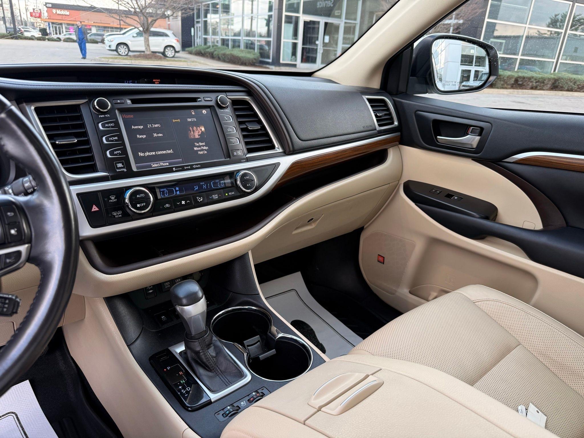 Toyota Highlander  2019