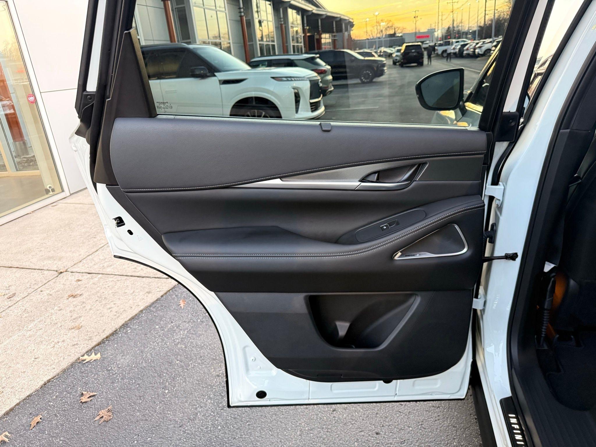 Infiniti QX60  2025