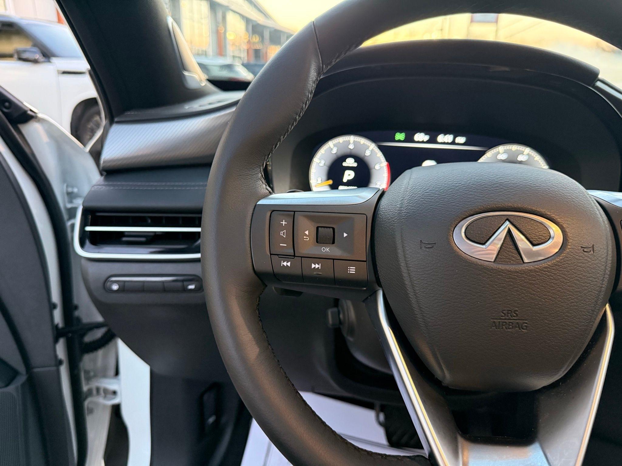 Infiniti QX60  2025