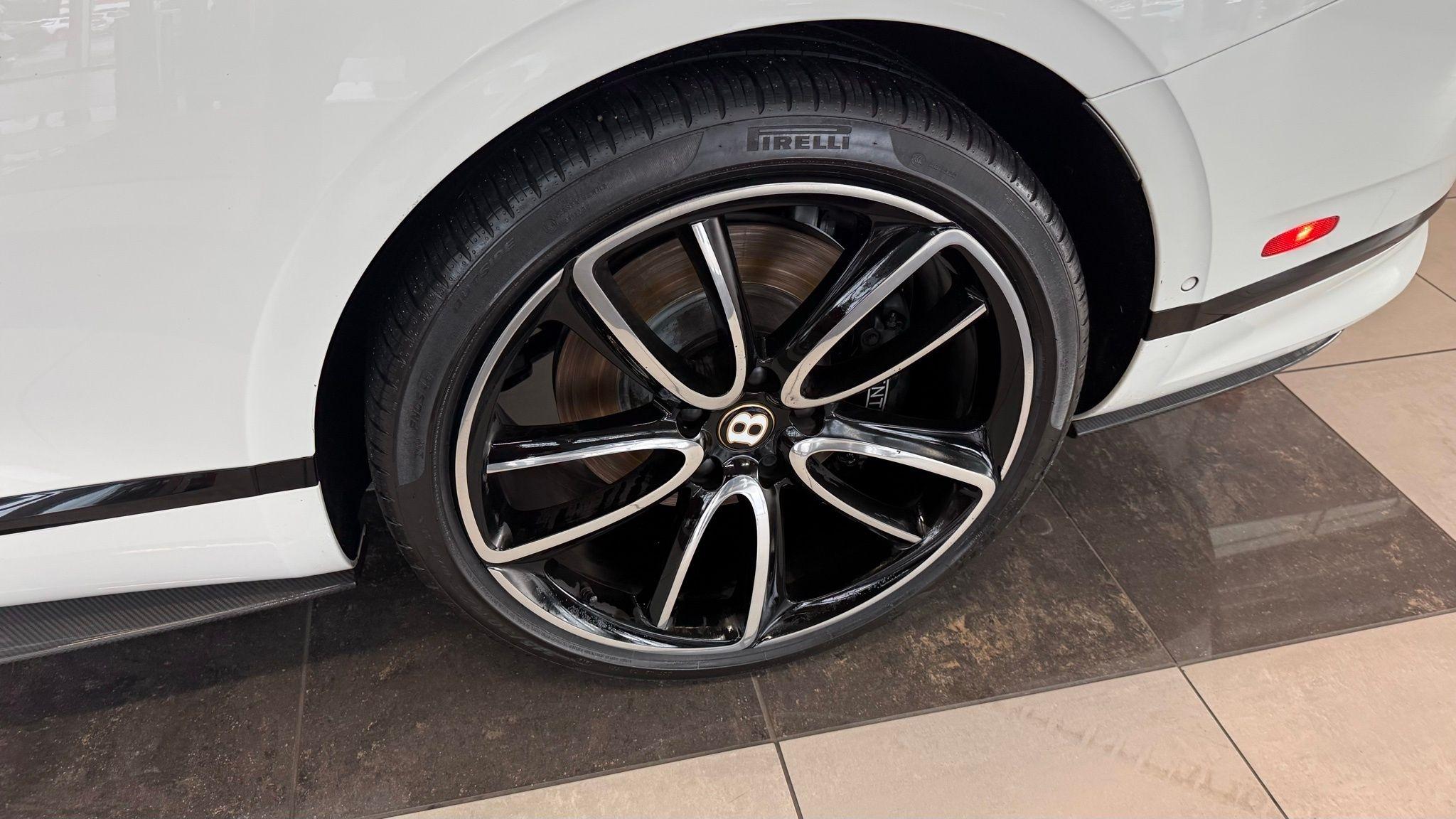 Bentley Continental GT  2020