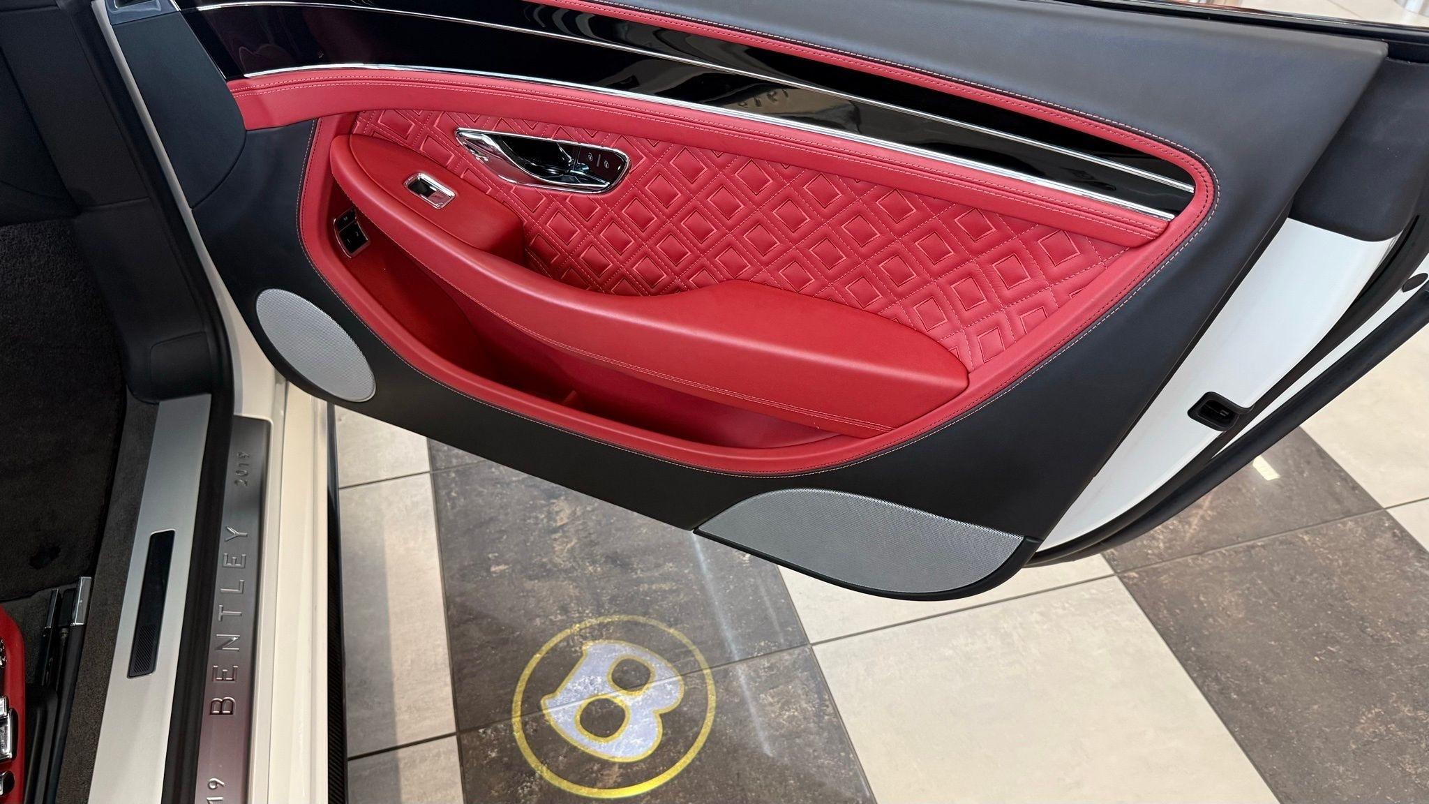 Bentley Continental GT  2020