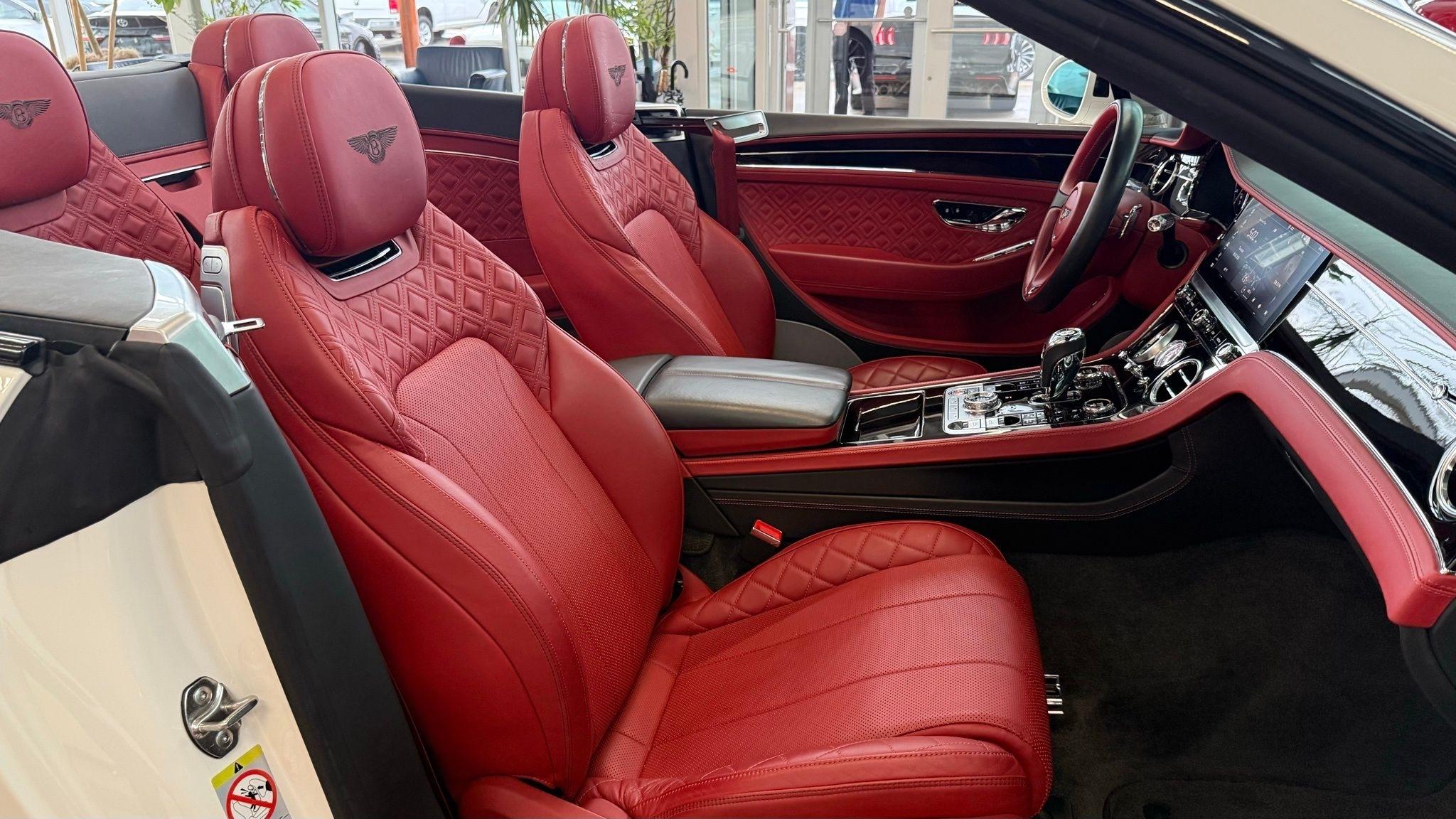 Bentley Continental GT  2020