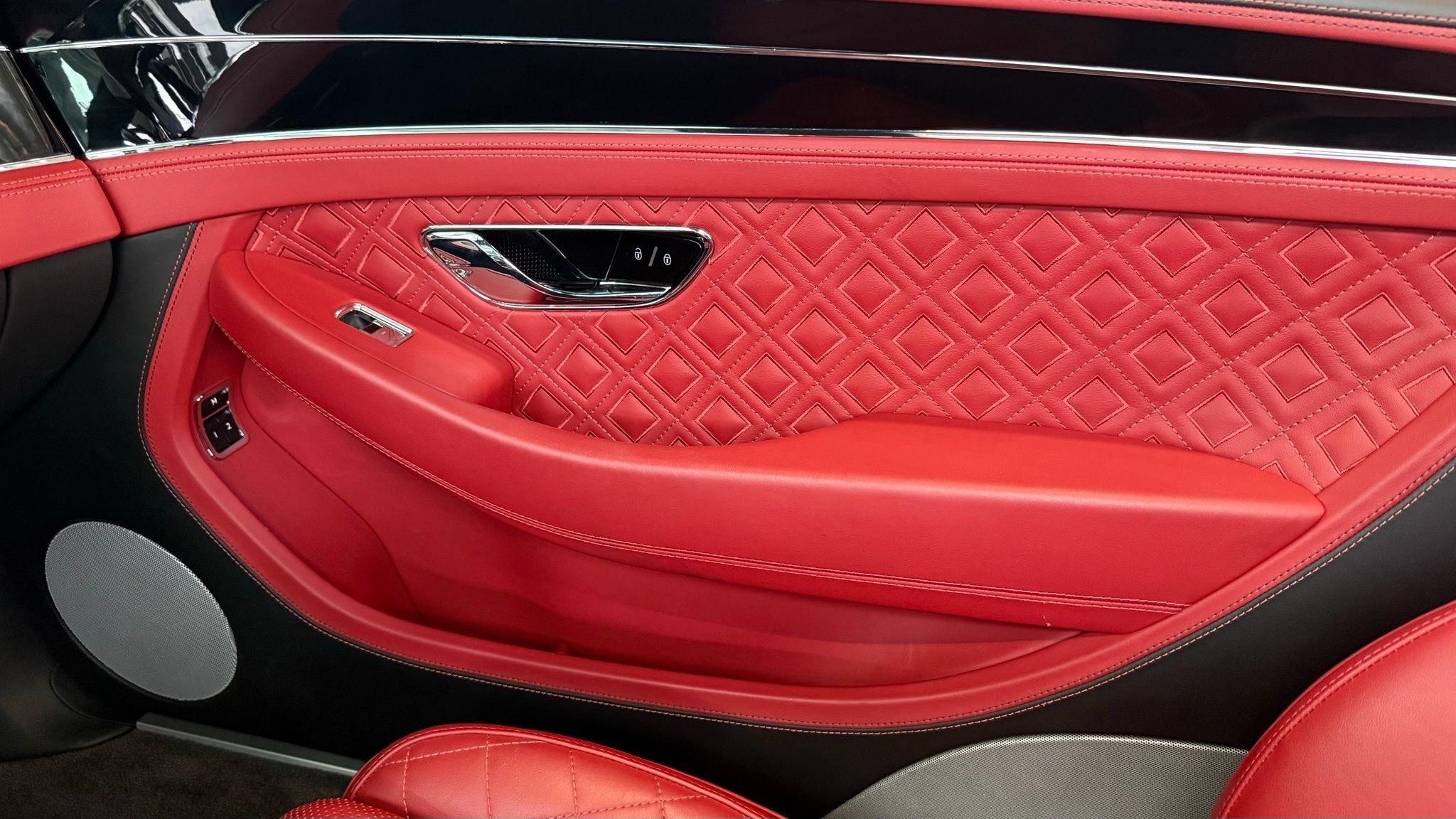 Bentley Continental GT  2020