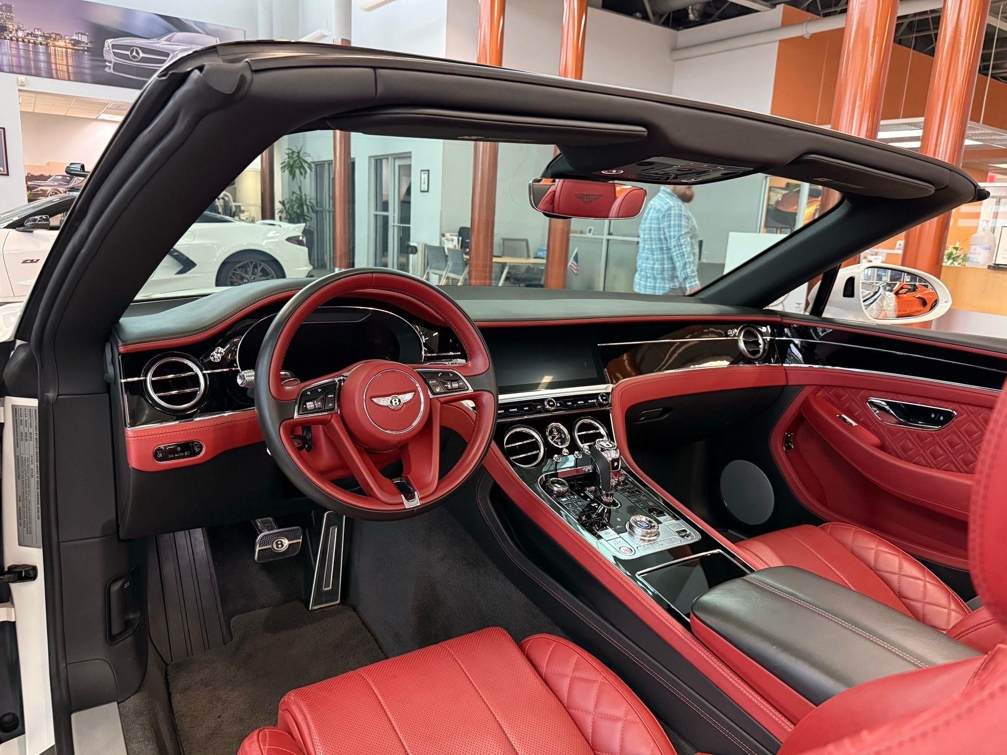 Bentley Continental GT  2020