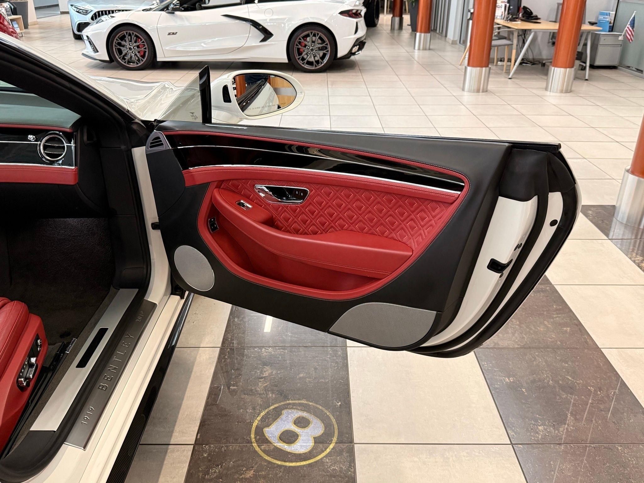 Bentley Continental GT  2020