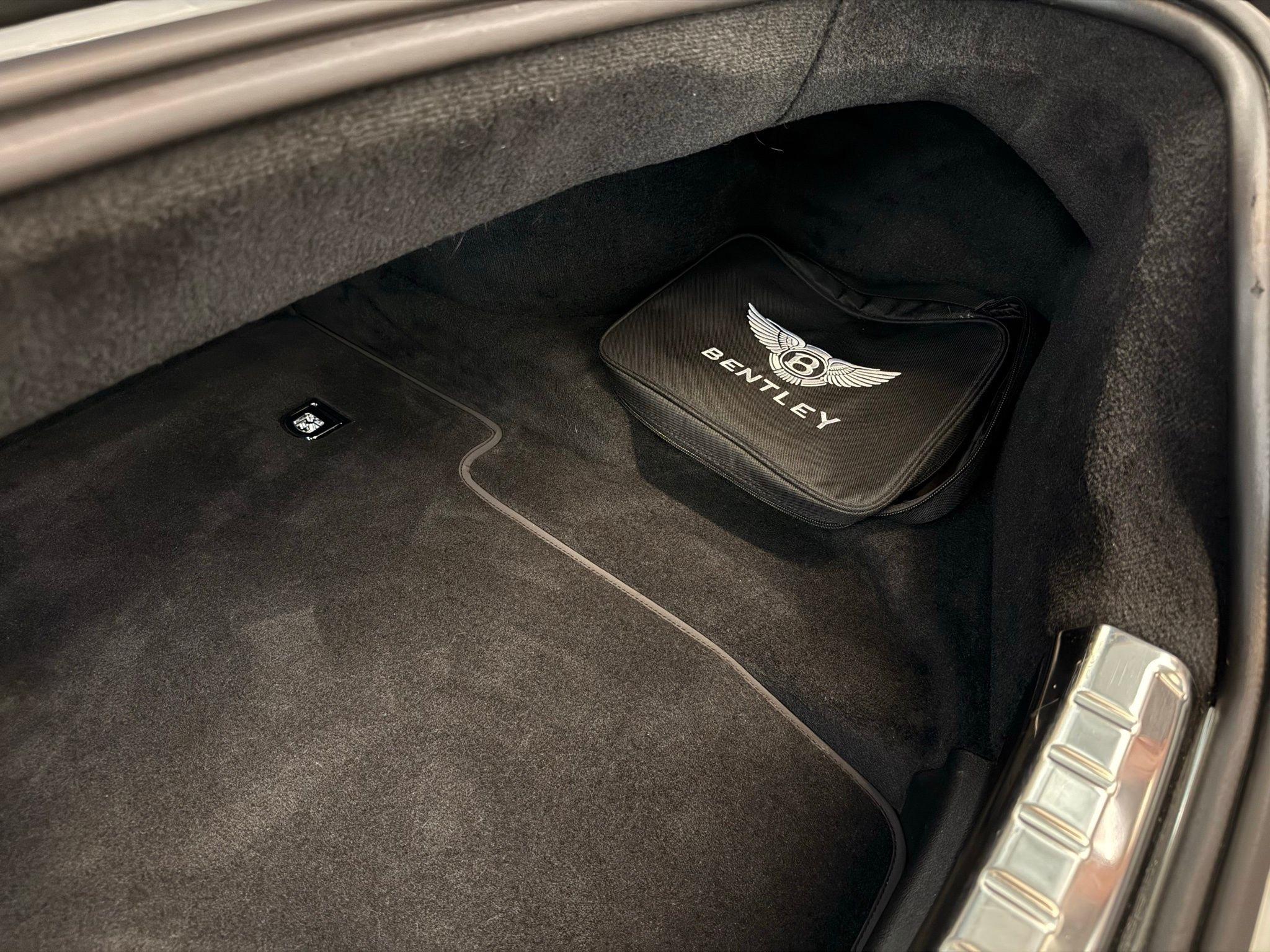 Bentley Continental GT  2020