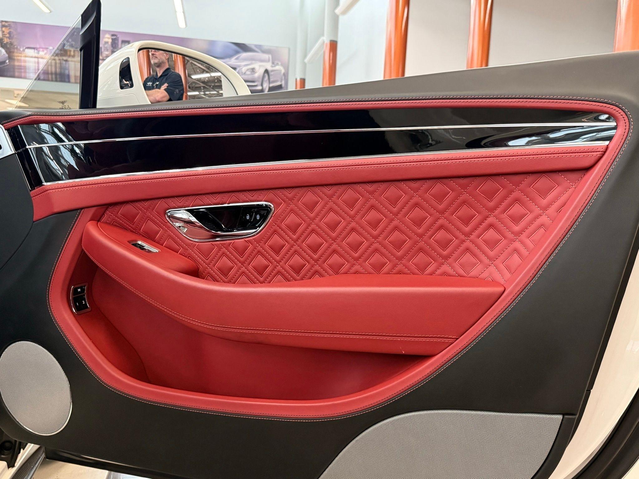 Bentley Continental GT  2020