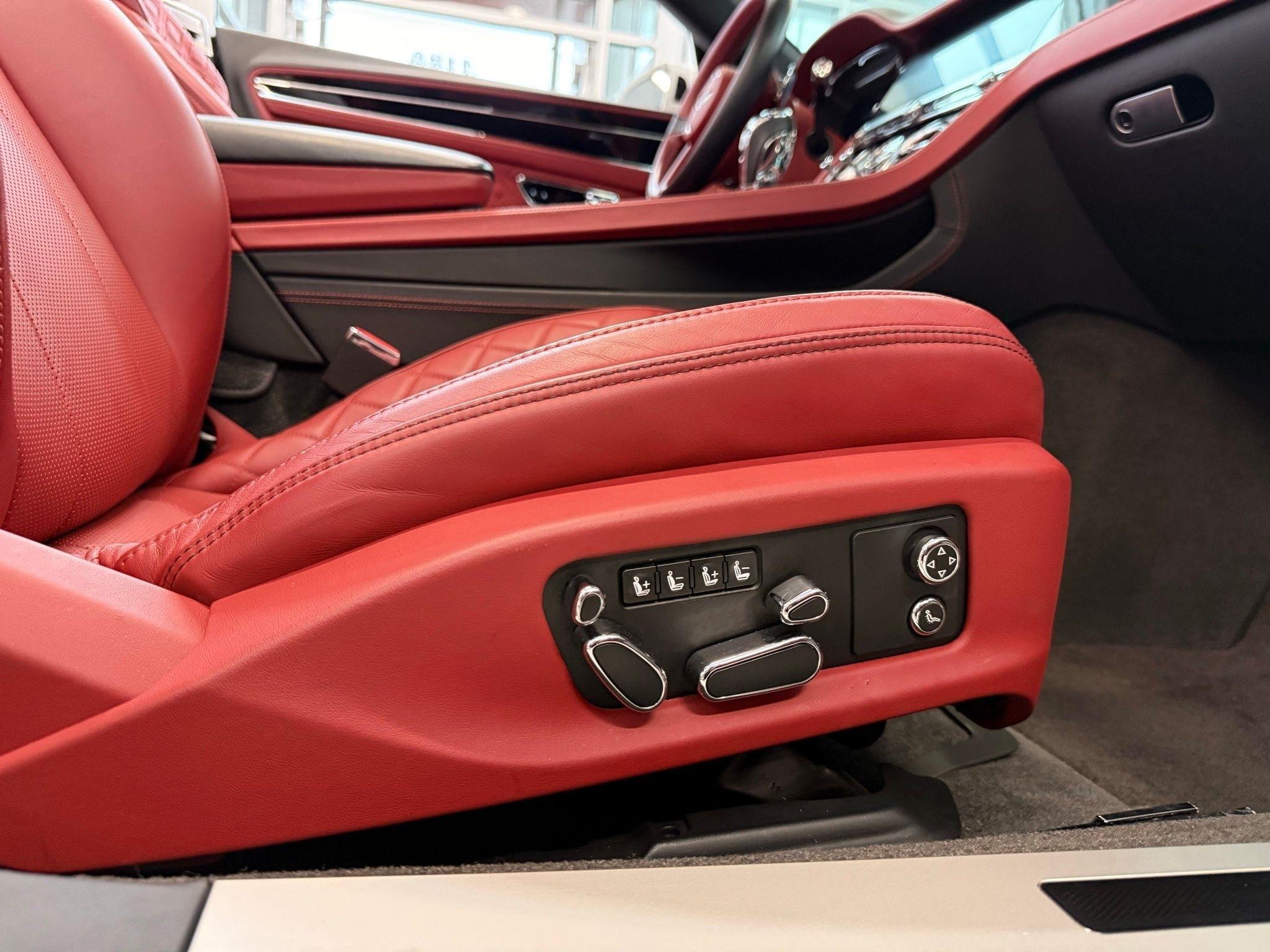 Bentley Continental GT  2020