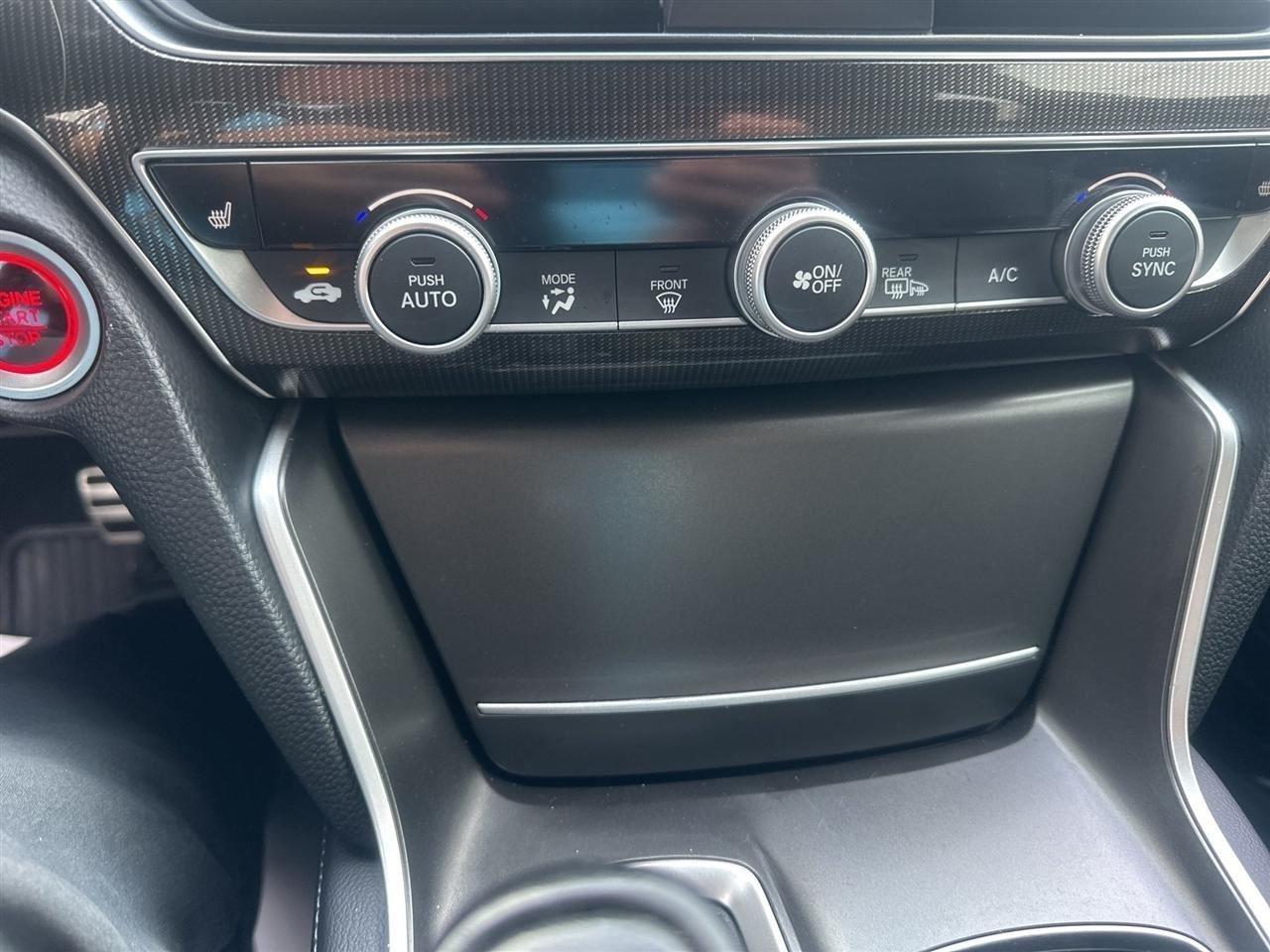 Honda Accord  2022