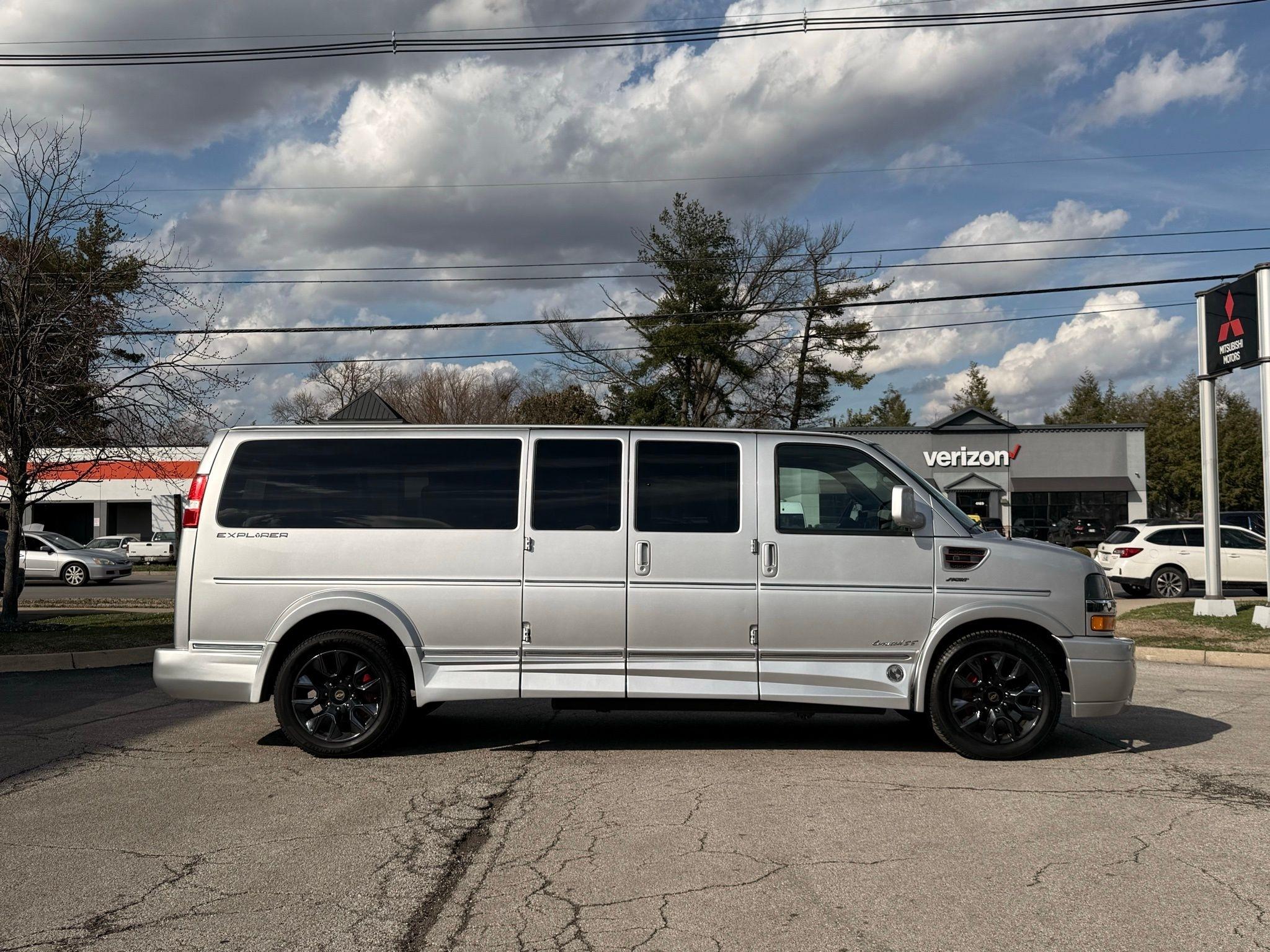 Chevrolet Express  2023