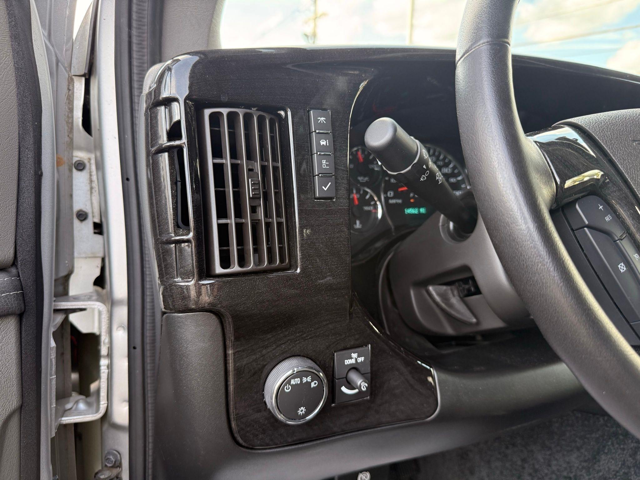 Chevrolet Express  2023