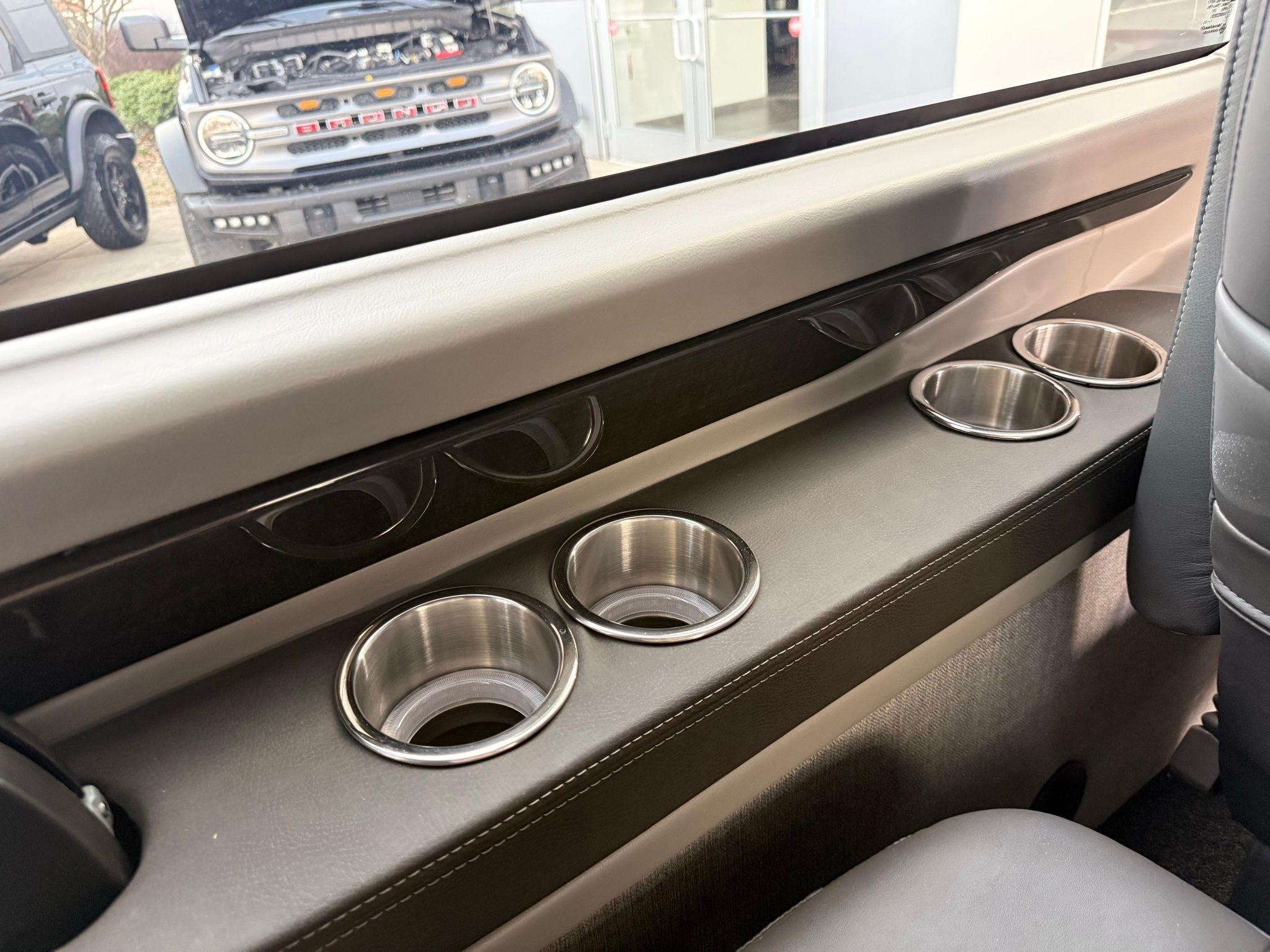 Chevrolet Express  2023