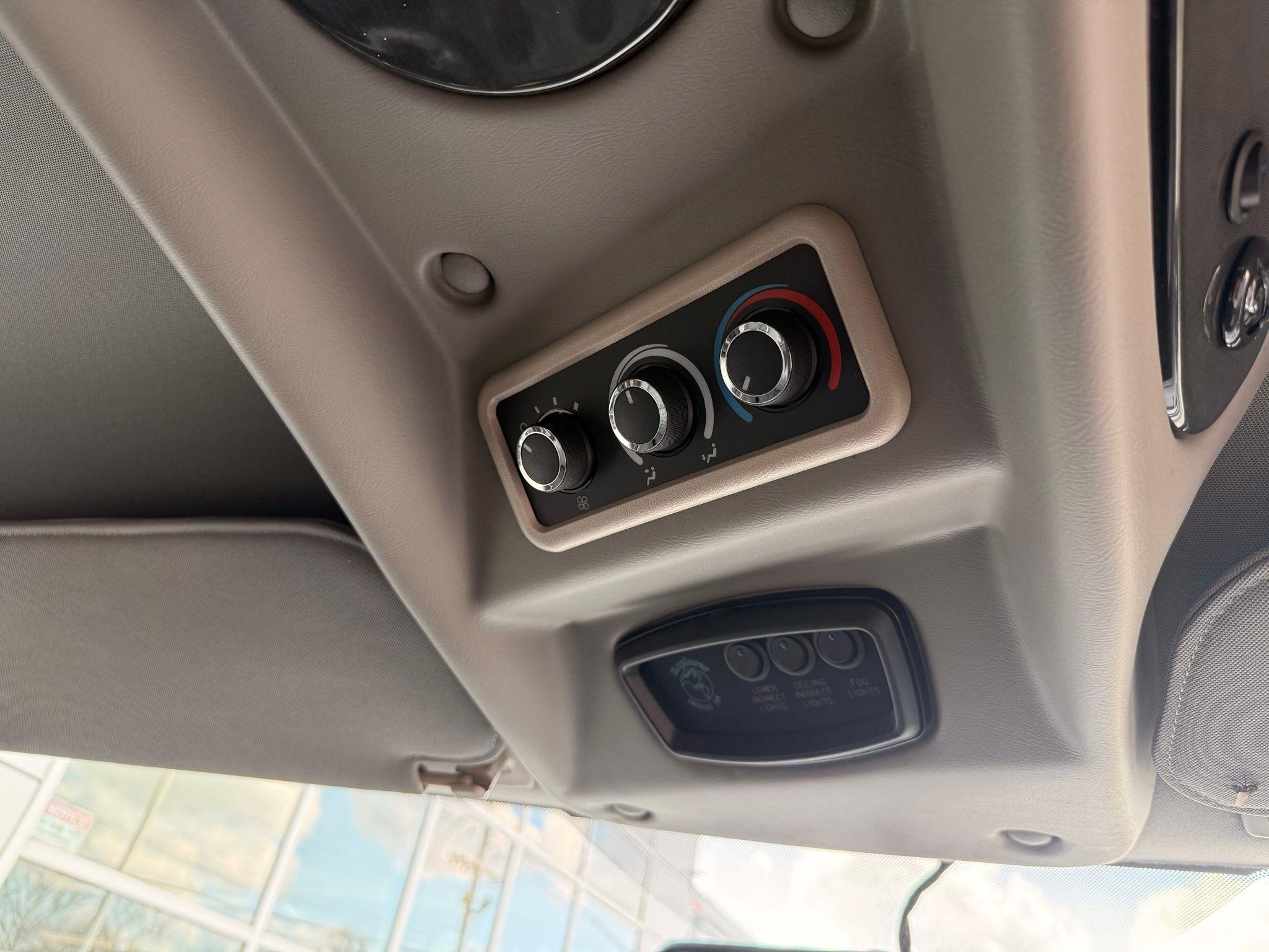 Chevrolet Express  2023