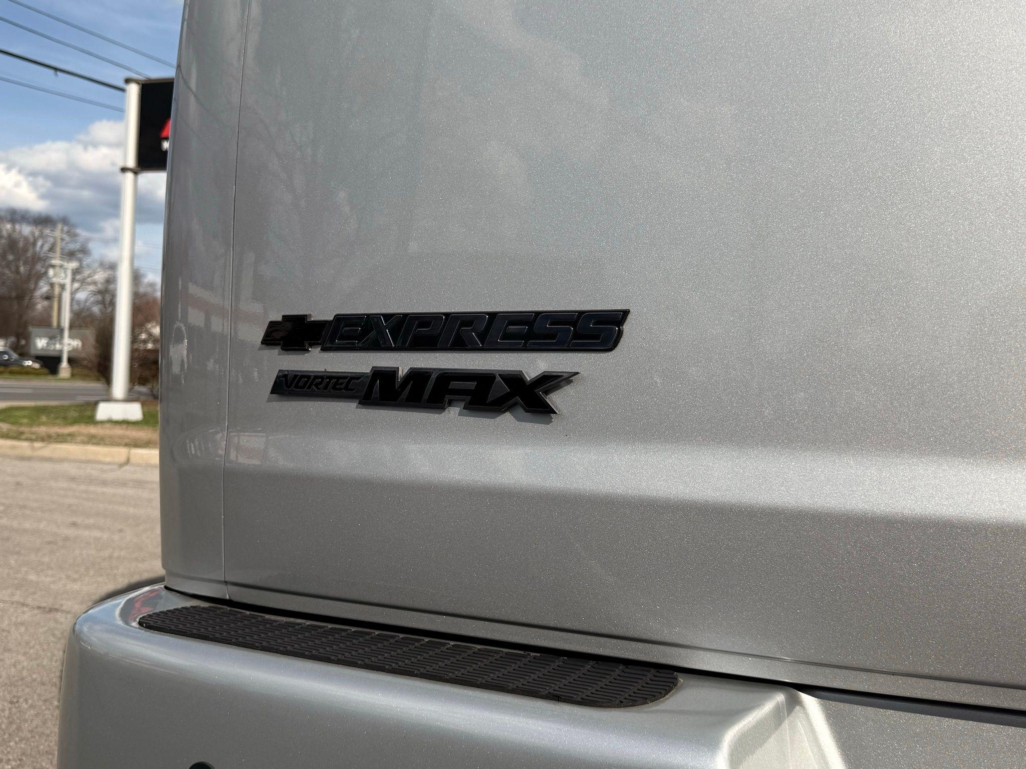 Chevrolet Express  2023
