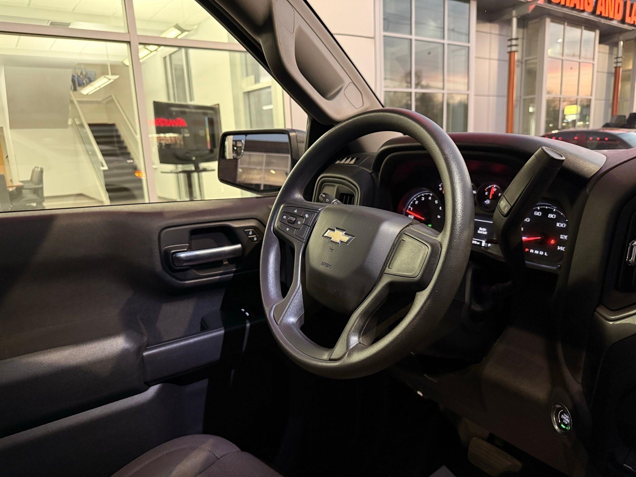 Chevrolet Silverado 1500  2024