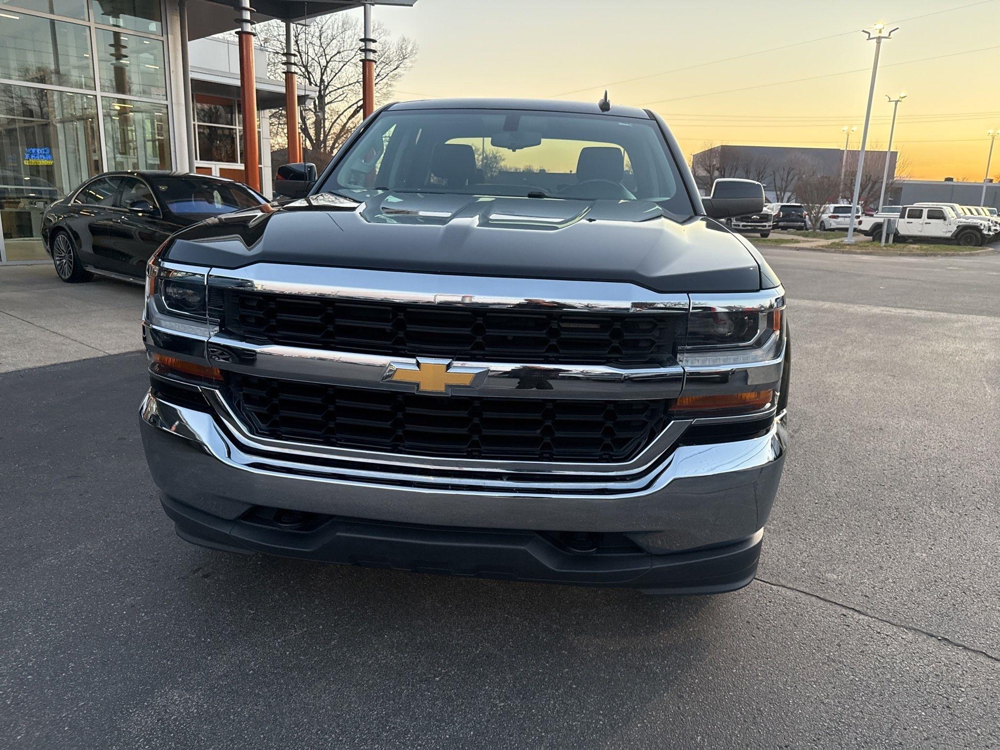 Chevrolet Silverado 1500  2018
