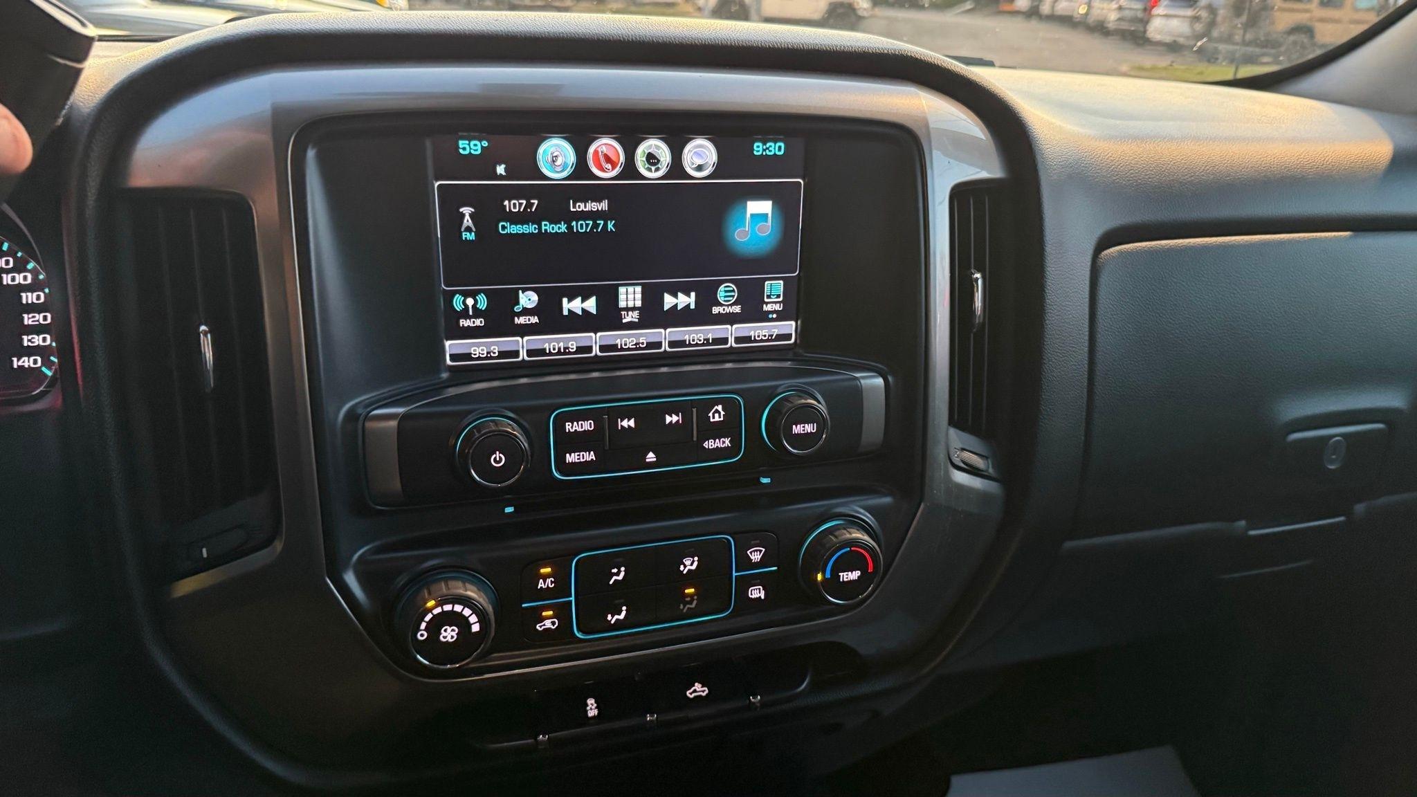 Chevrolet Silverado 1500  2018