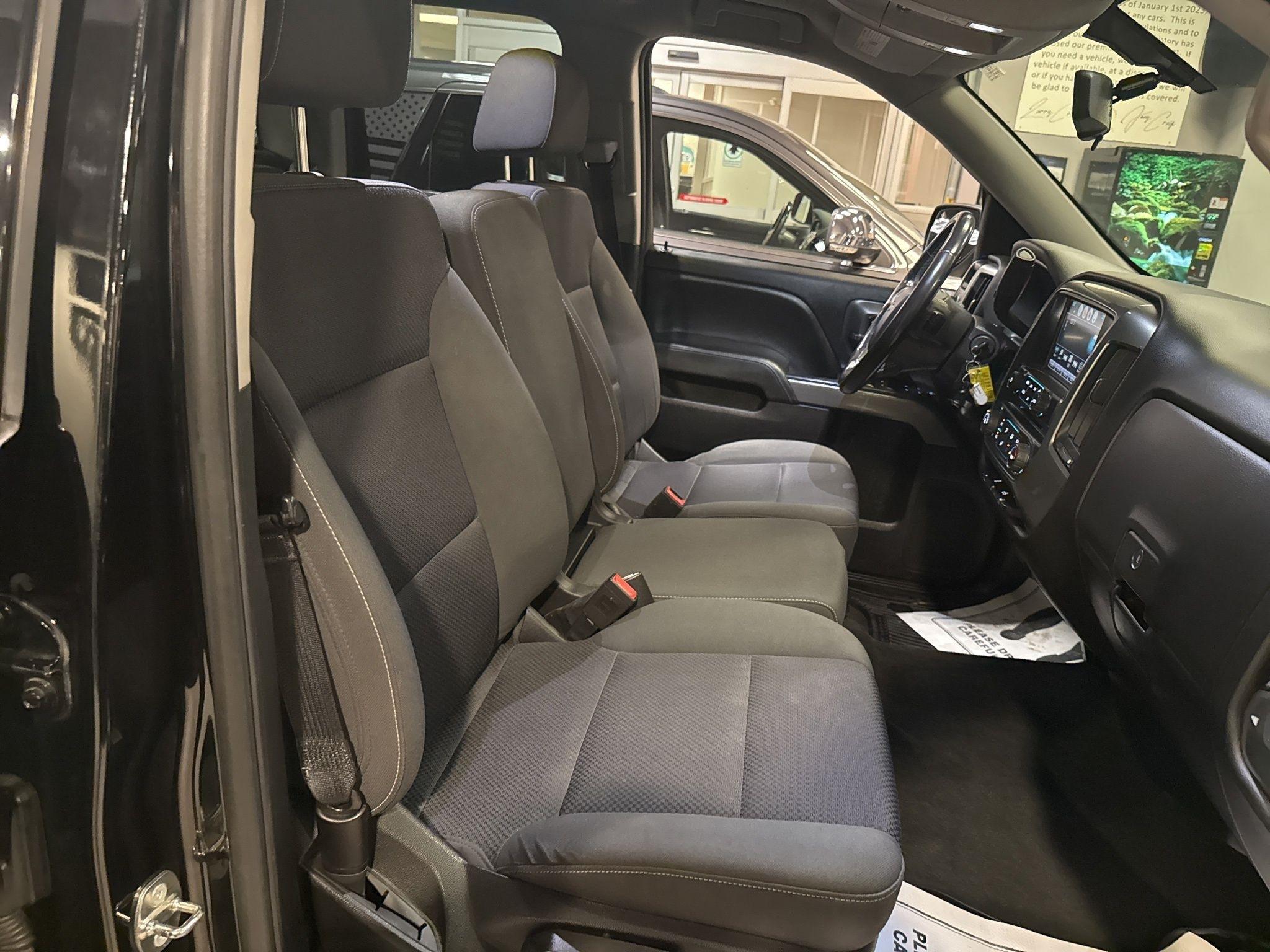 Chevrolet Silverado 1500  2018