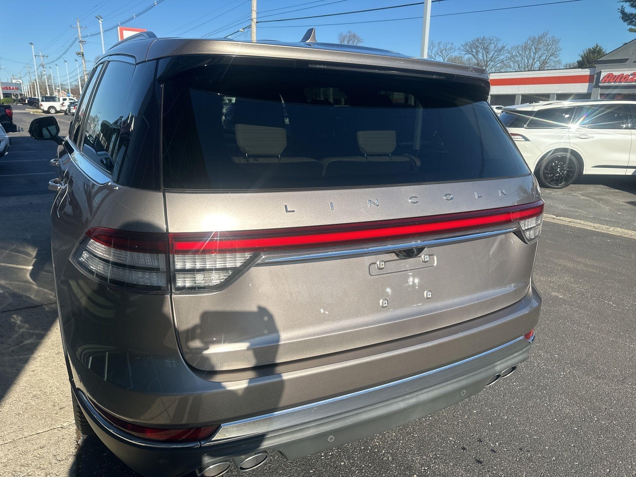 Lincoln Aviator  2020