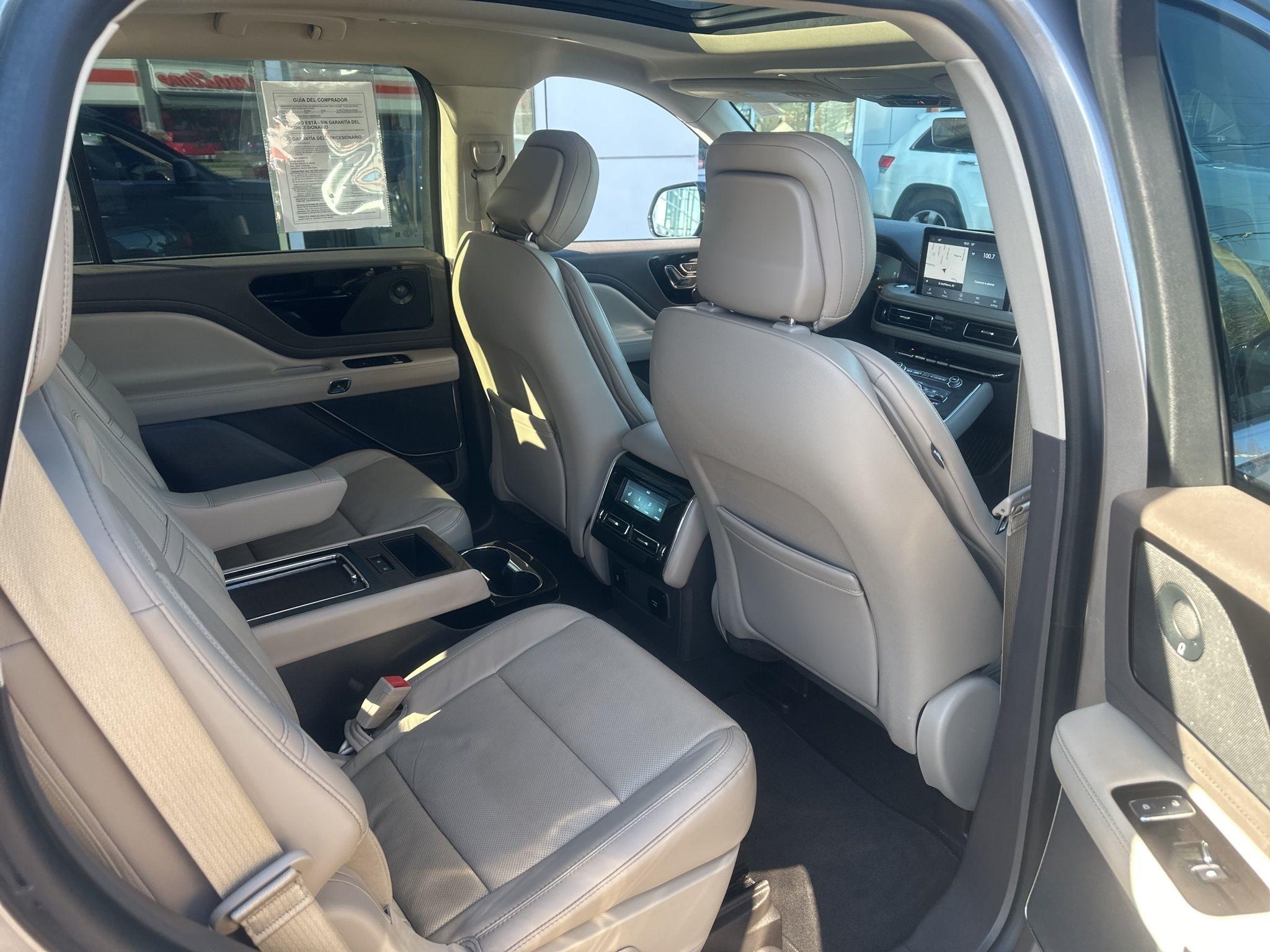 Lincoln Aviator  2020