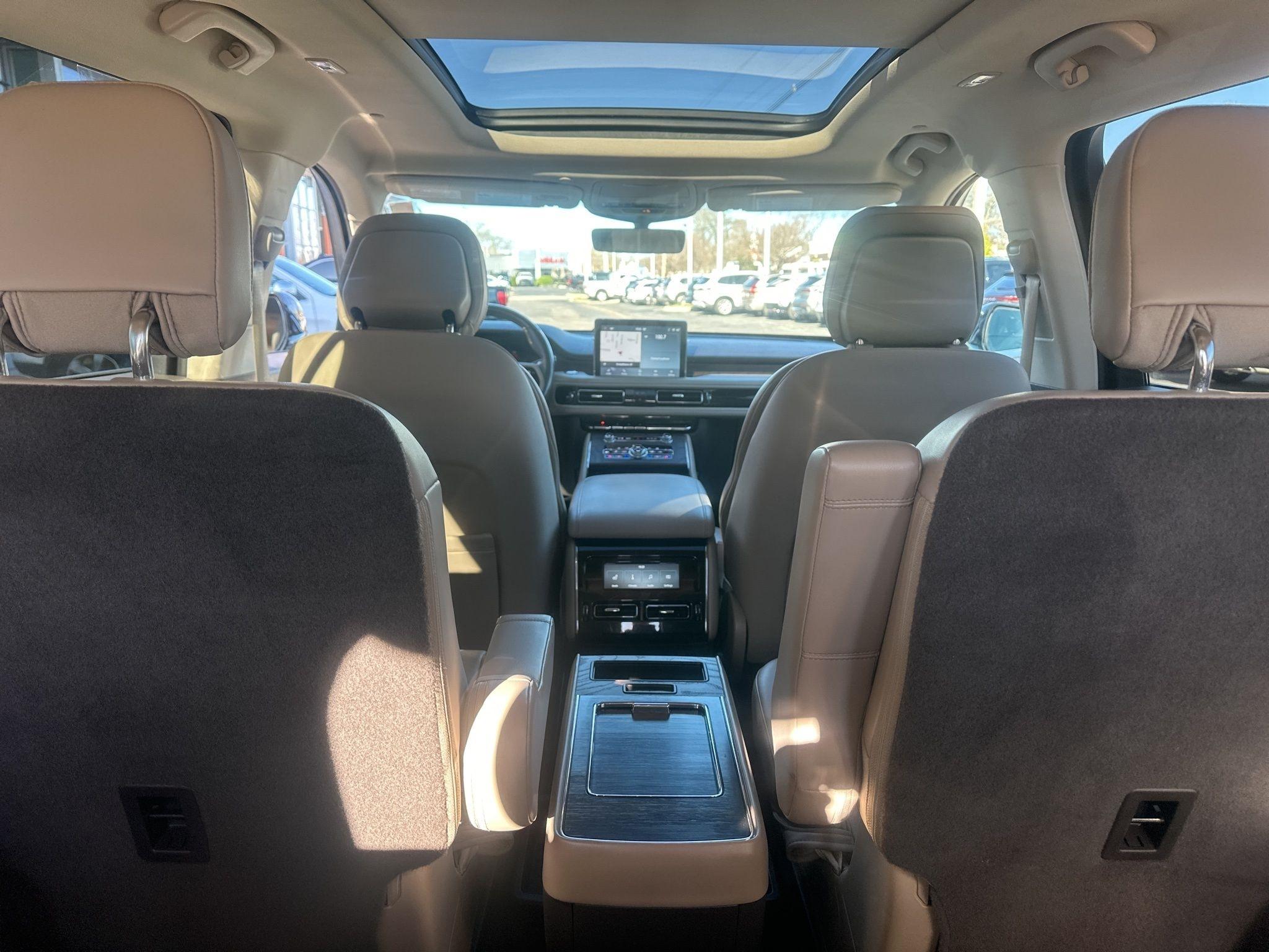 Lincoln Aviator  2020