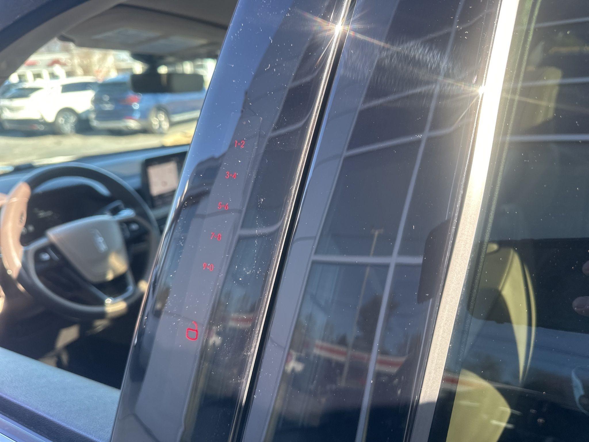 Lincoln Aviator  2020