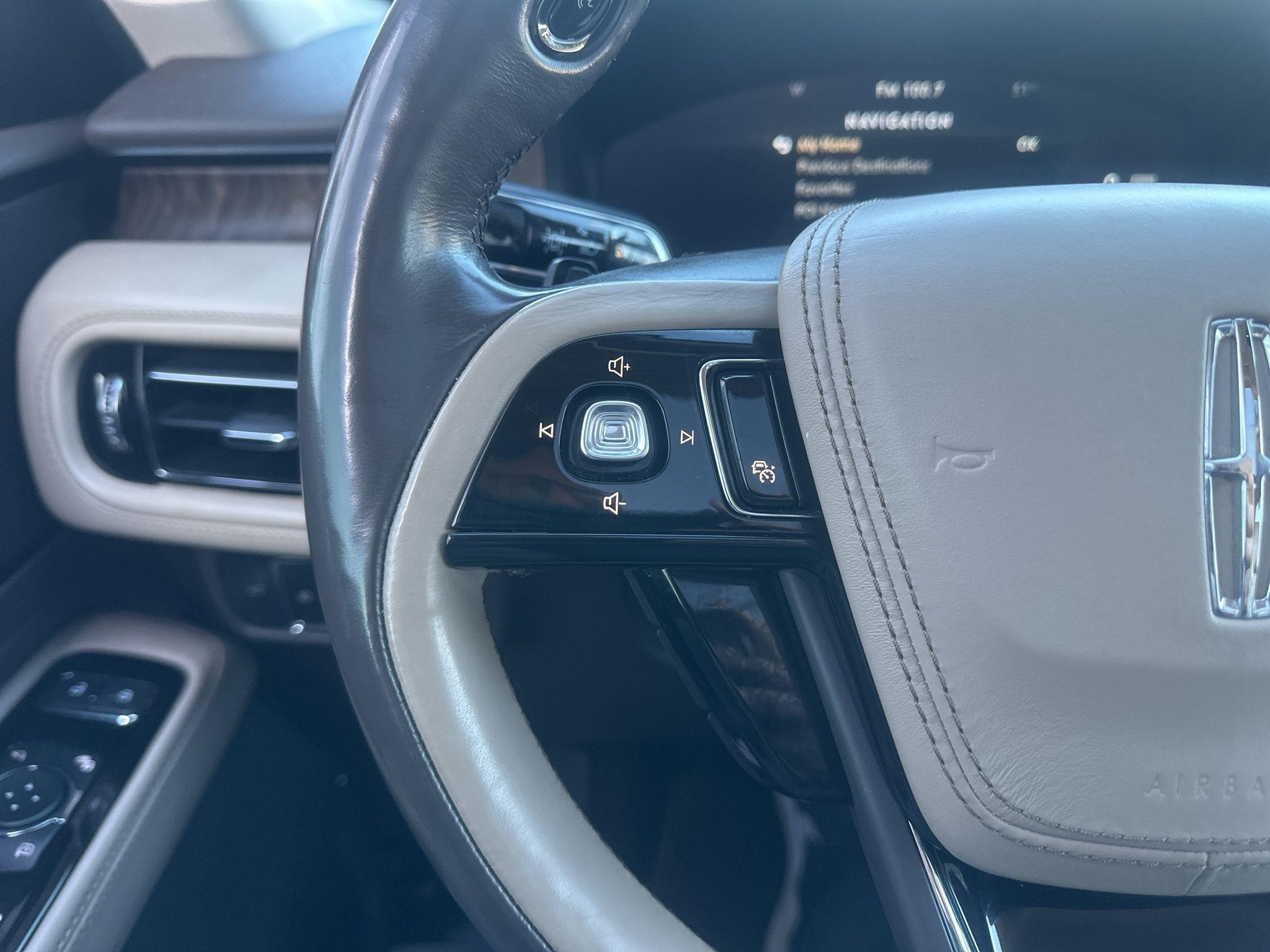 Lincoln Aviator  2020