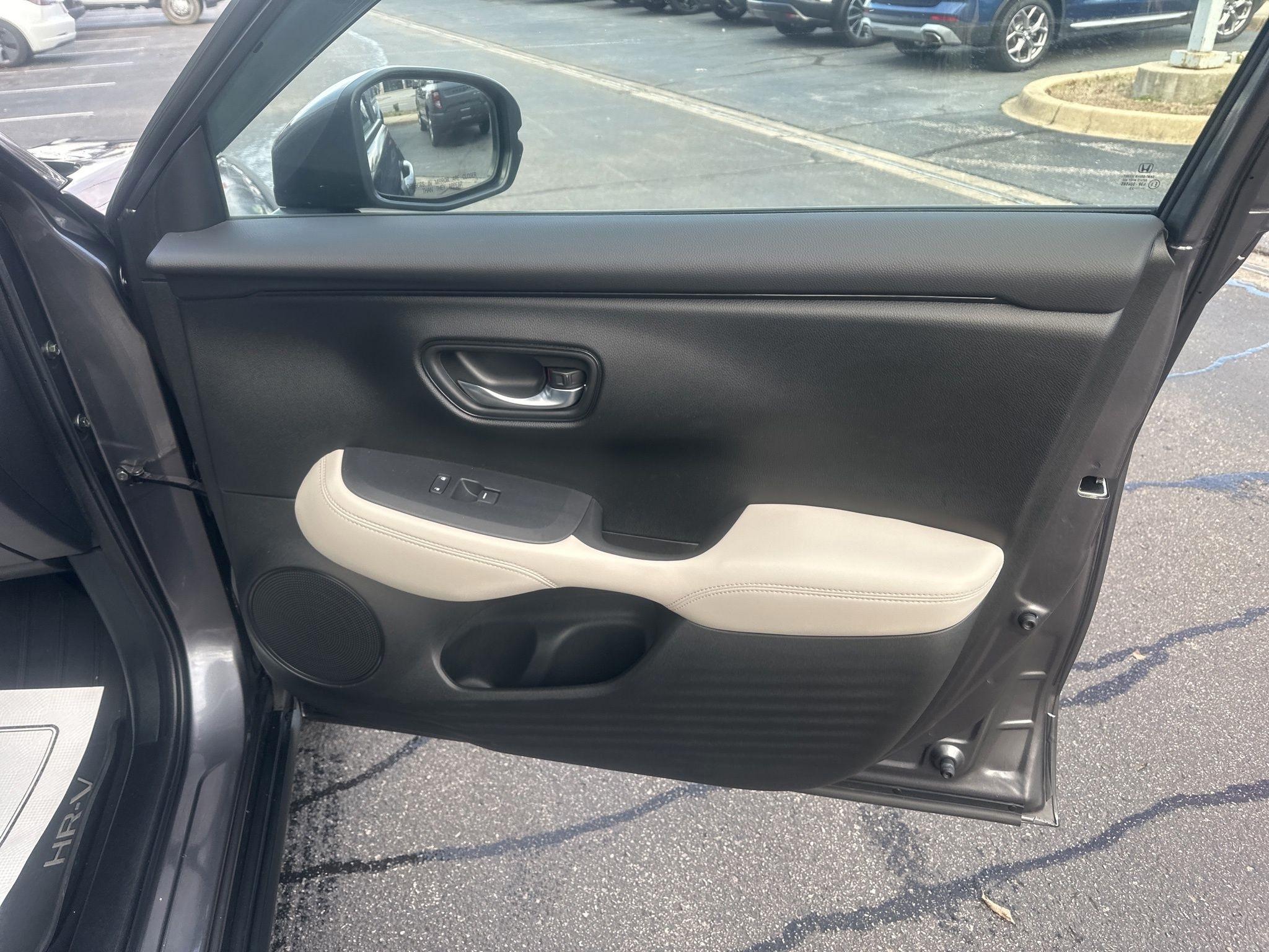 Honda HR-V  2023