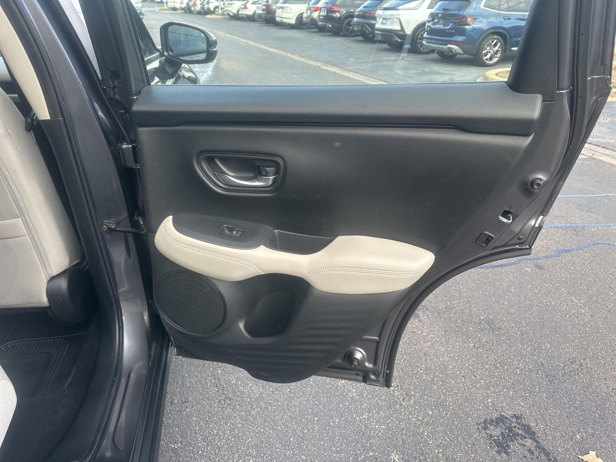 Honda HR-V  2023