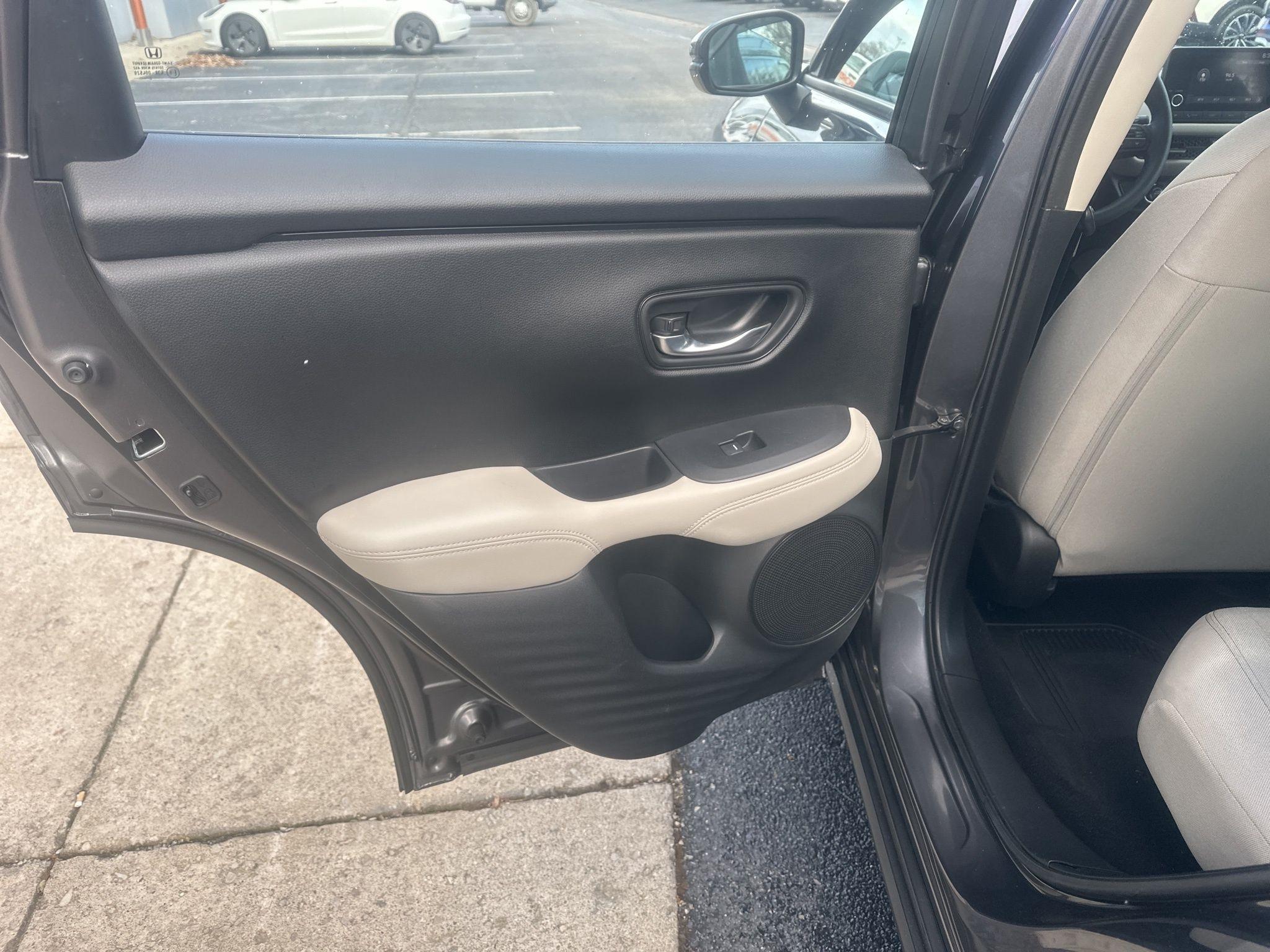 Honda HR-V  2023