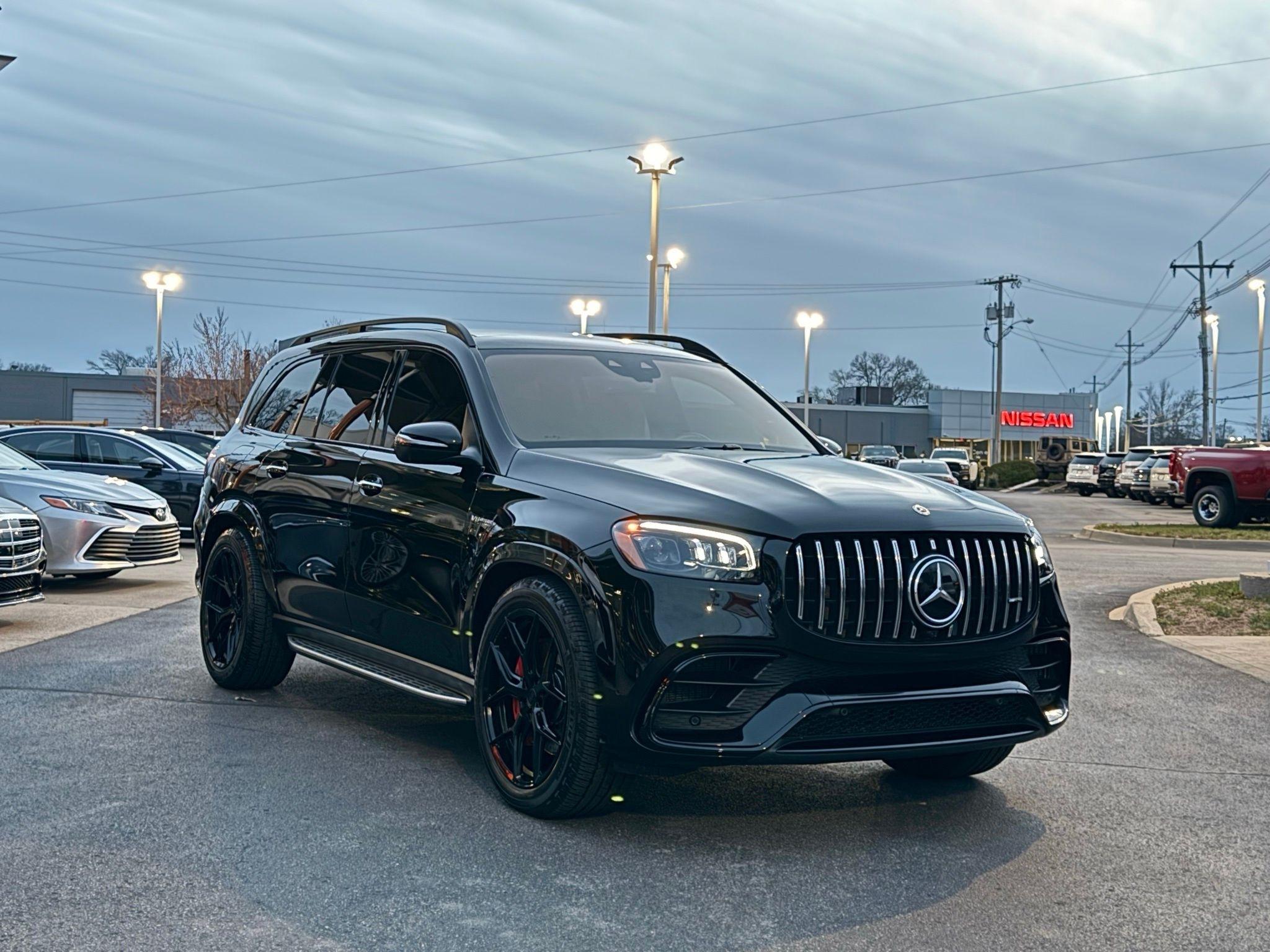 Mercedes-Benz GLS  2021