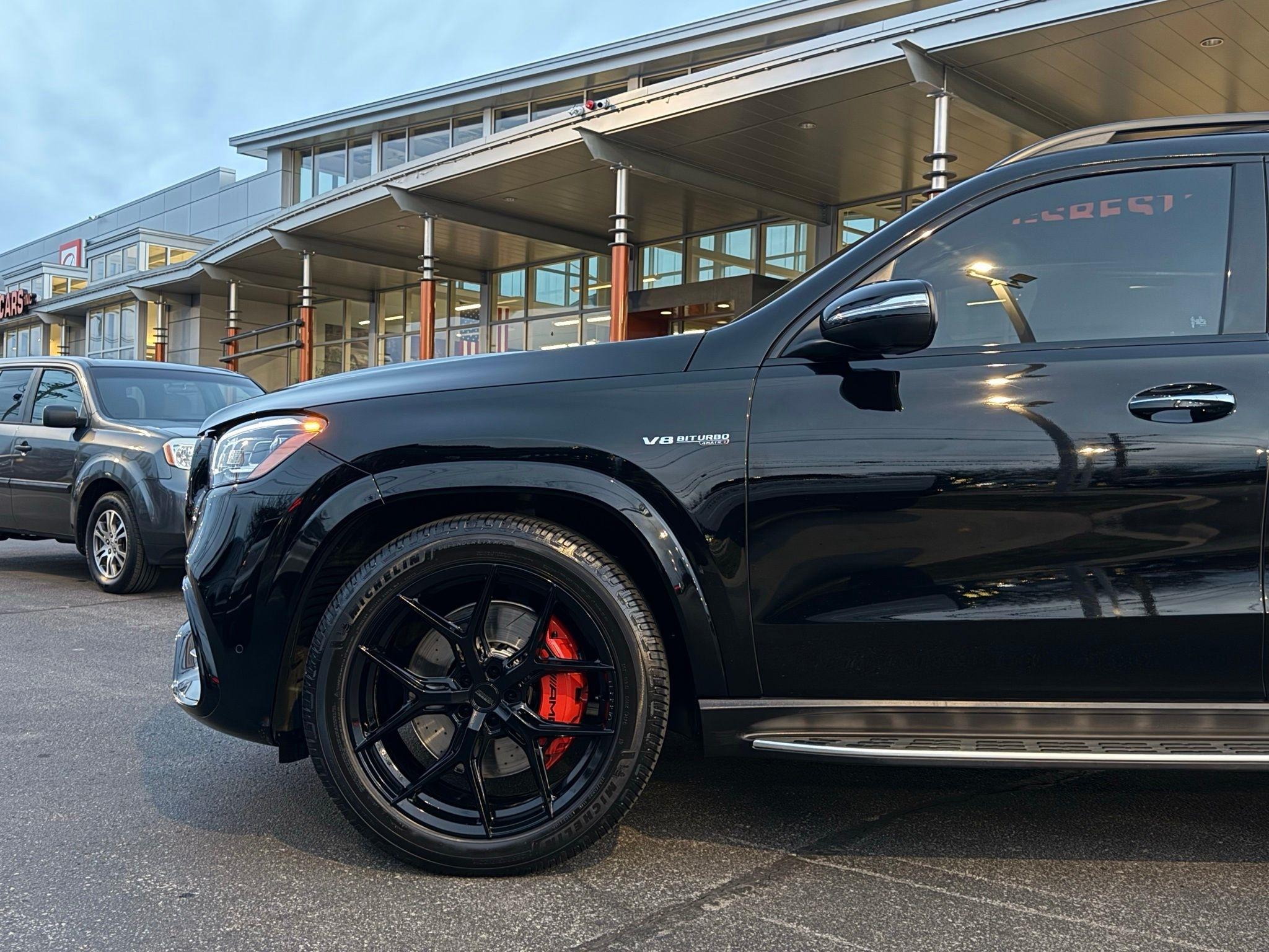 Mercedes-Benz GLS  2021