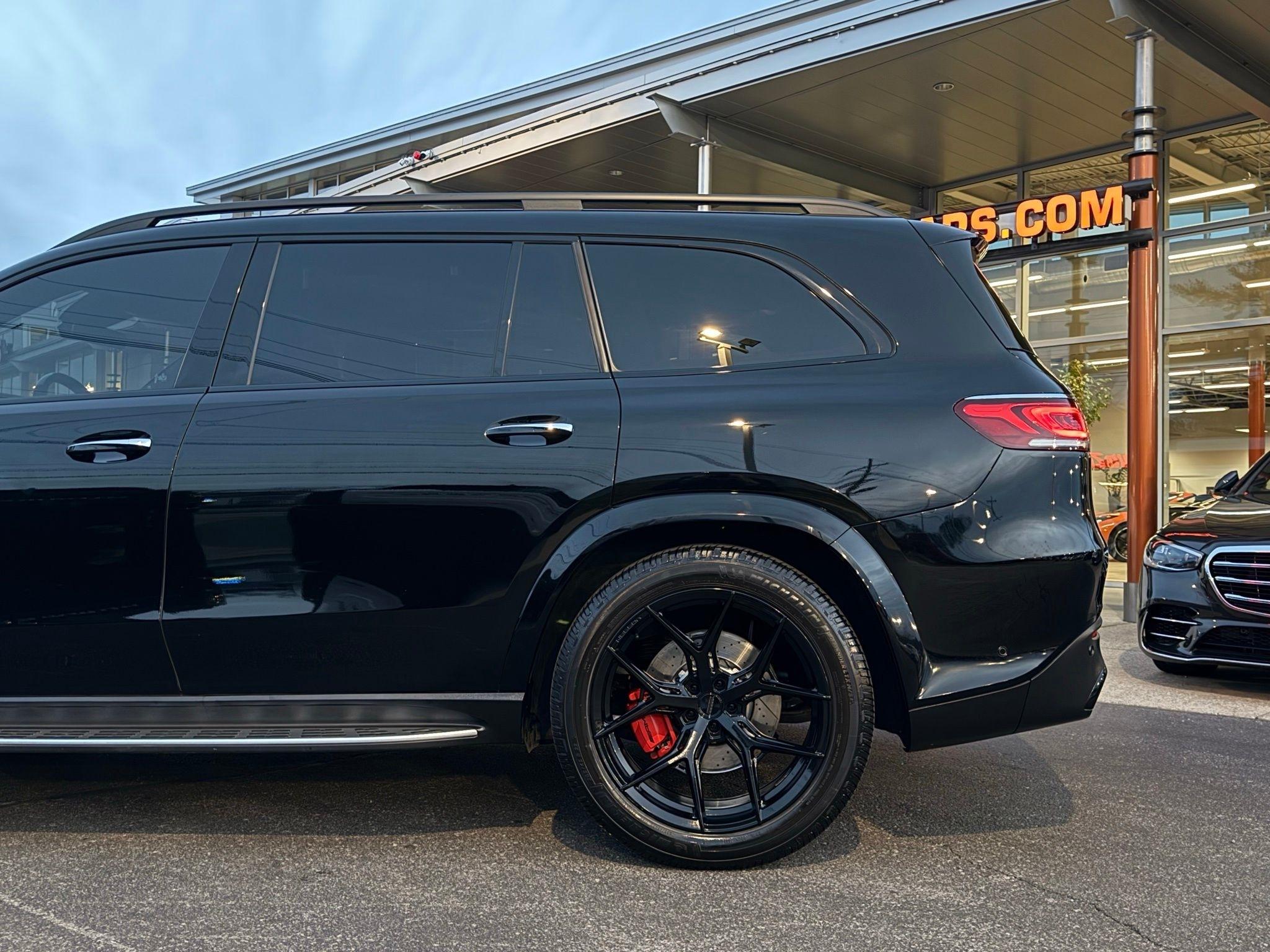 Mercedes-Benz GLS  2021