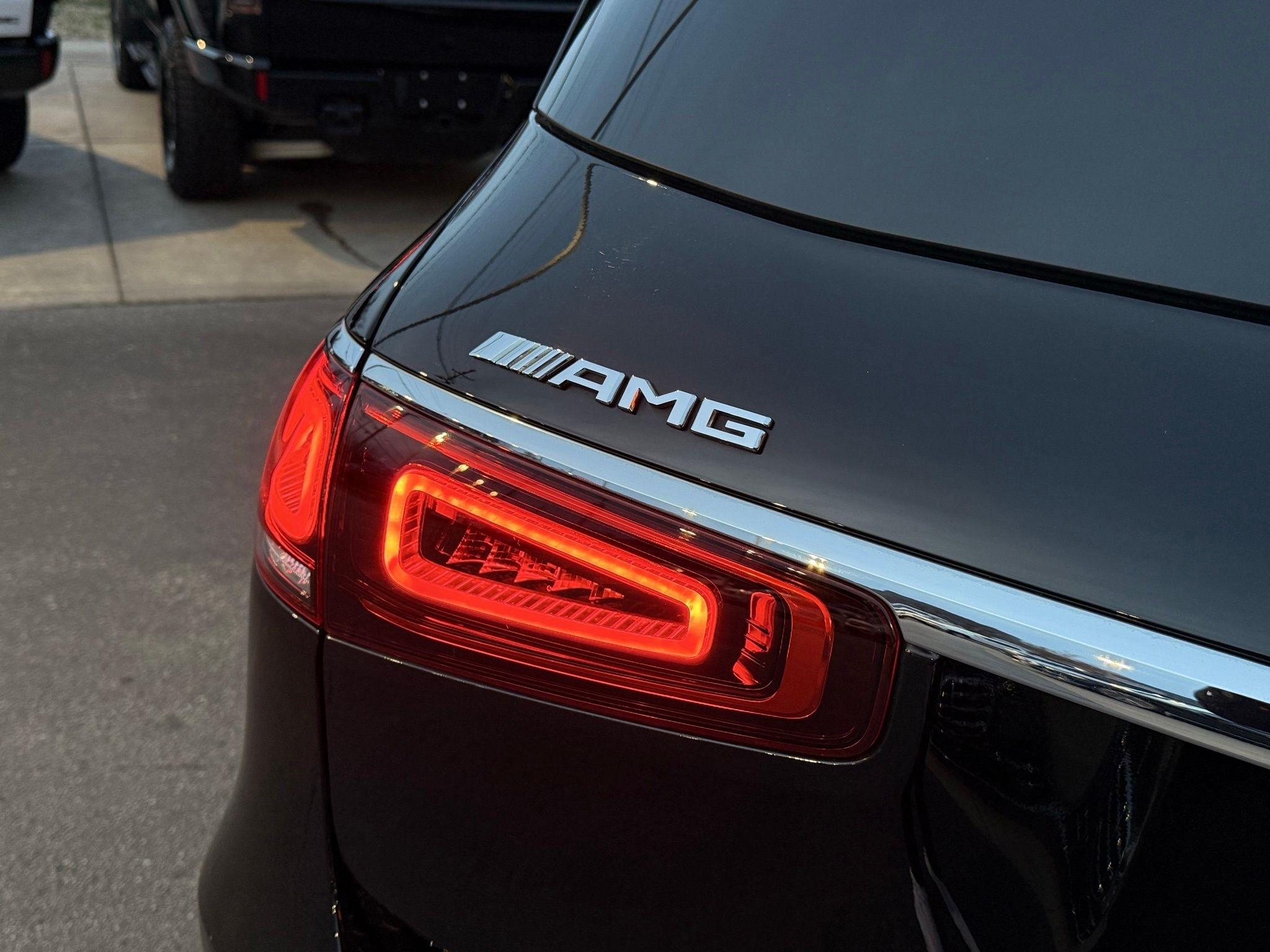 Mercedes-Benz GLS  2021