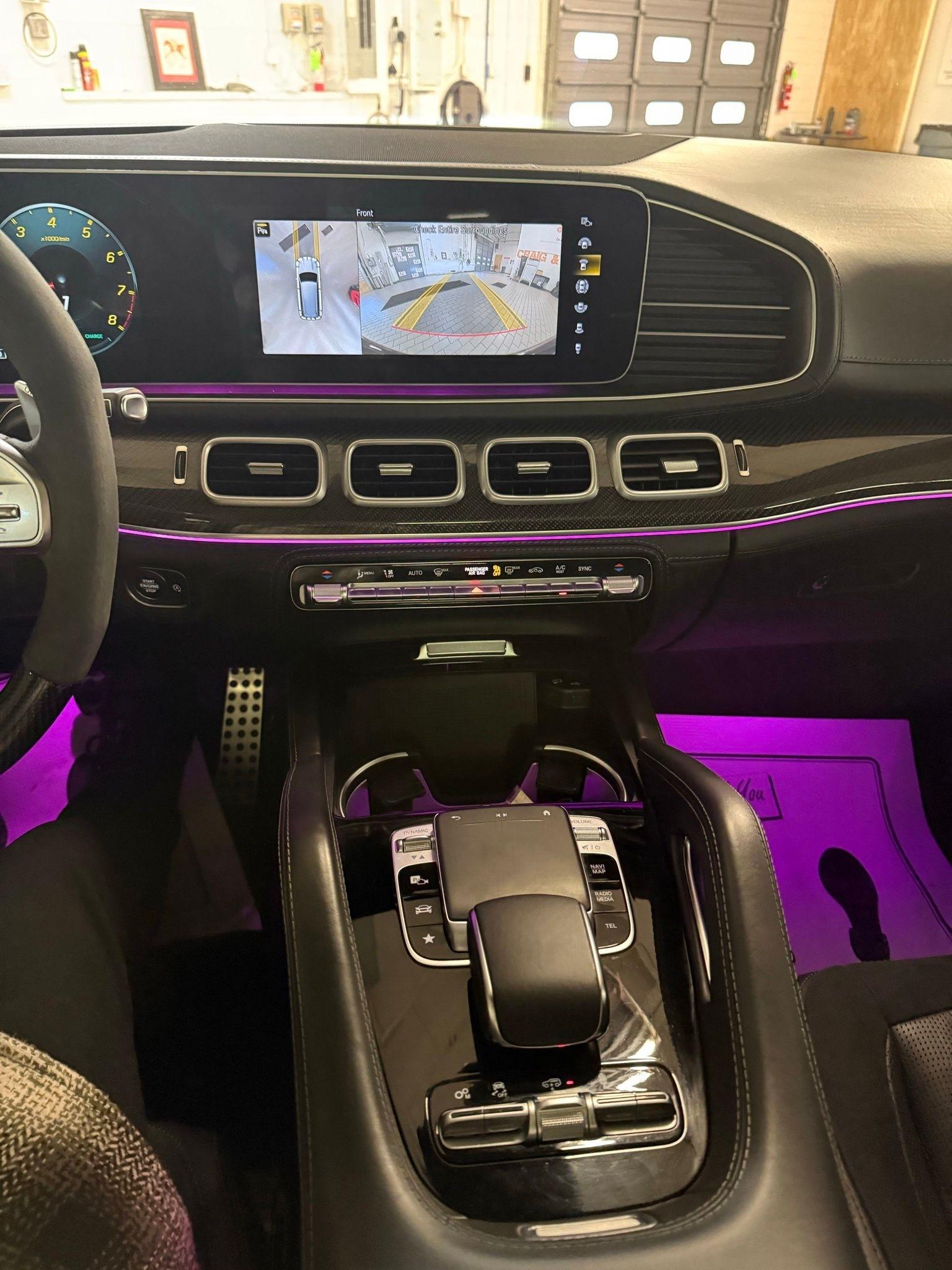 Mercedes-Benz GLS  2021