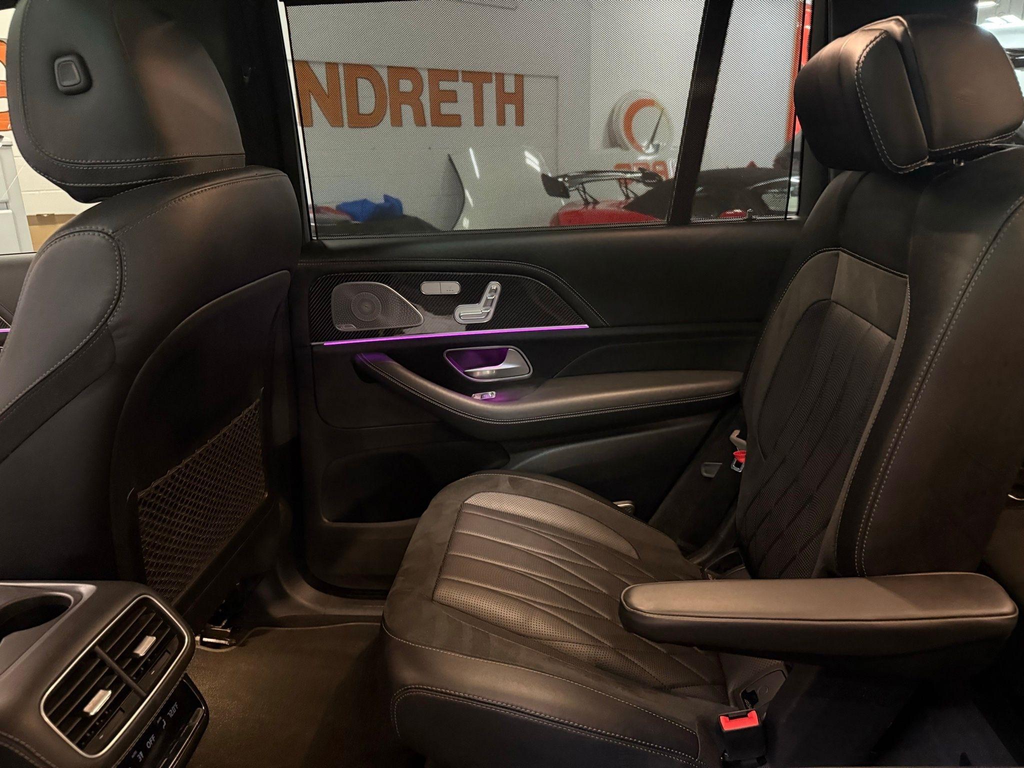 Mercedes-Benz GLS  2021