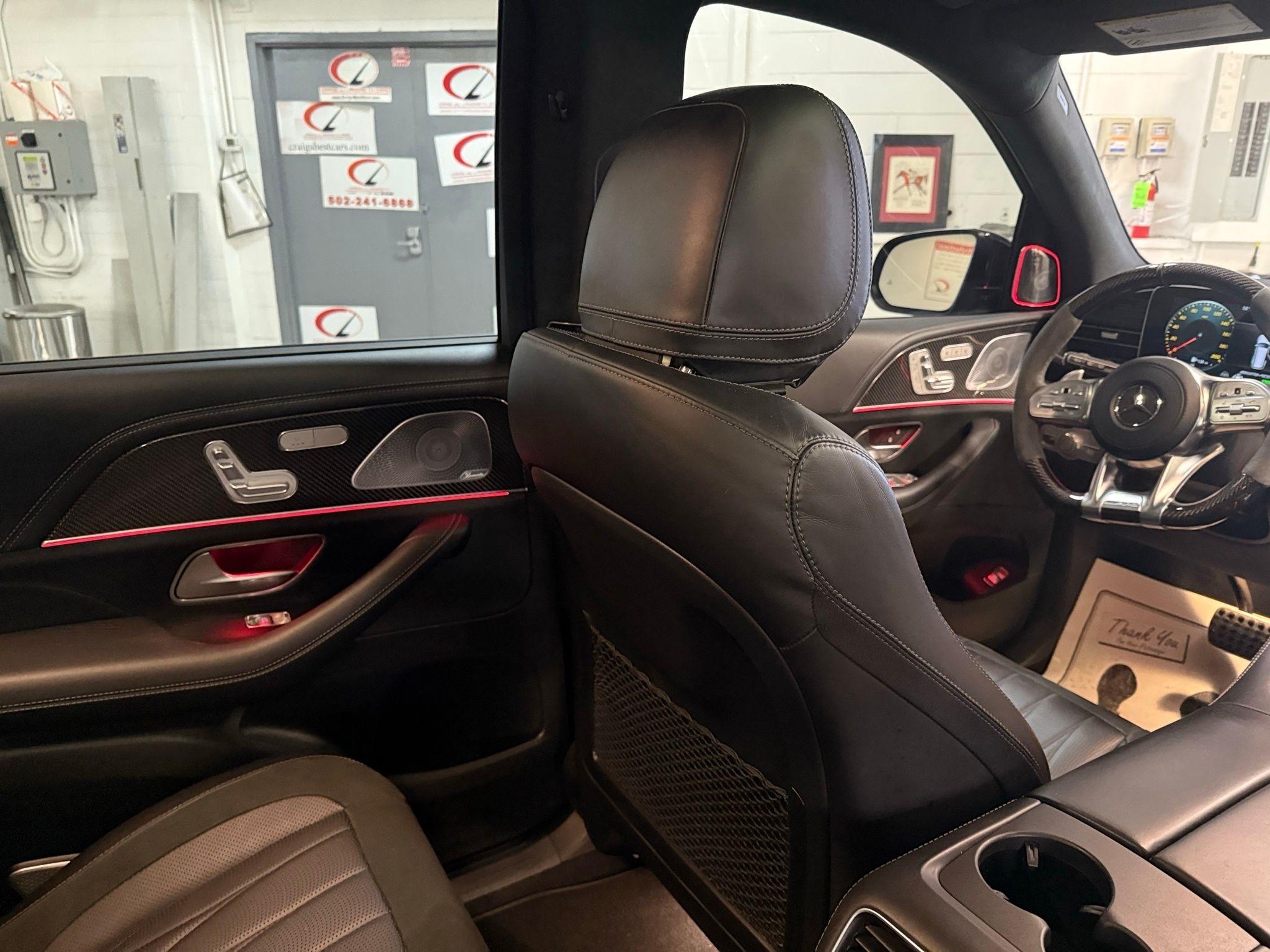 Mercedes-Benz GLS  2021